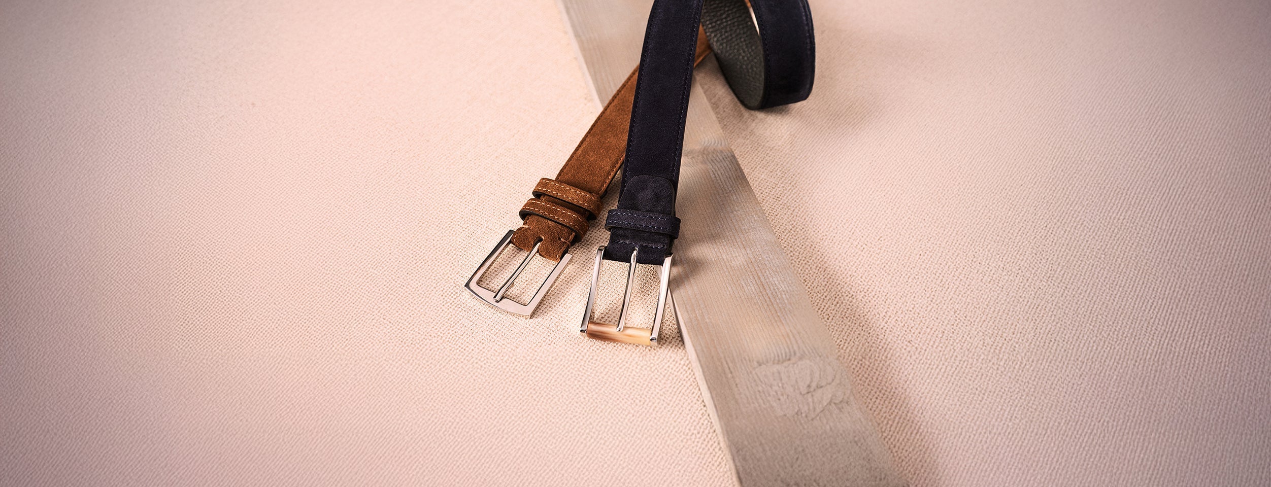 Men's elegant belts