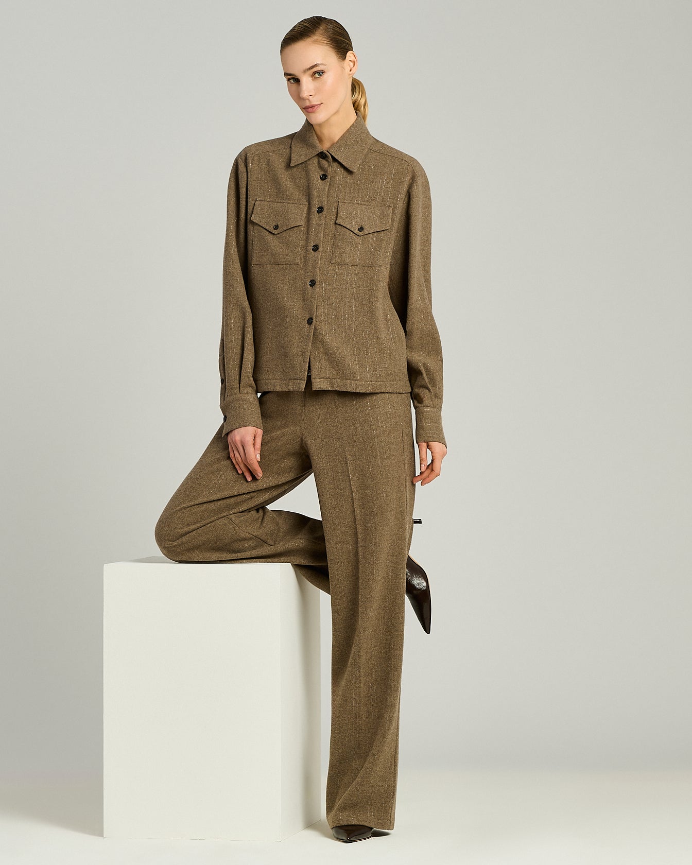 RELAXED FIT WOOL AND CASHMERE TROUSERS