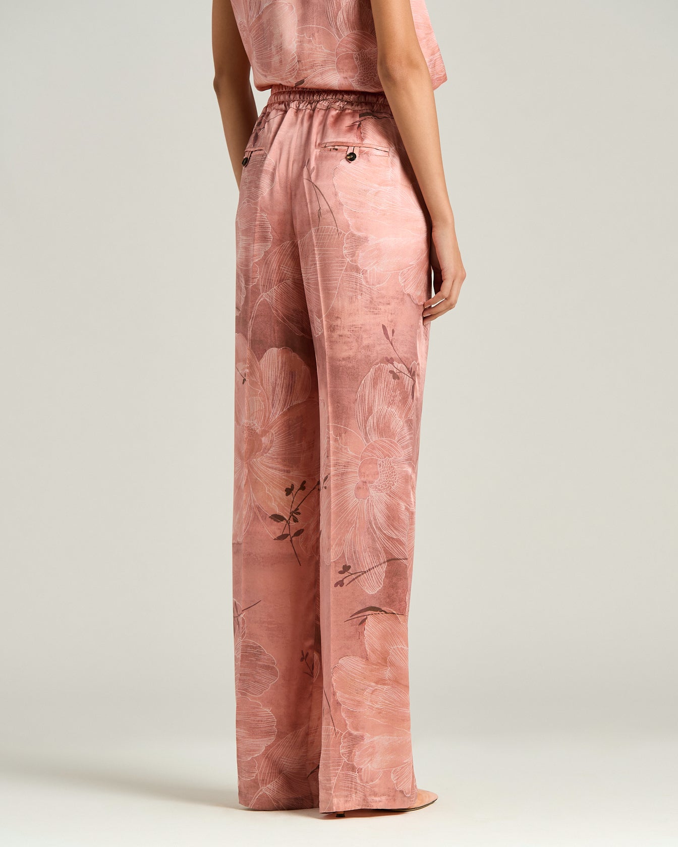 Women's printed pure silk trousers in rose | Kiton