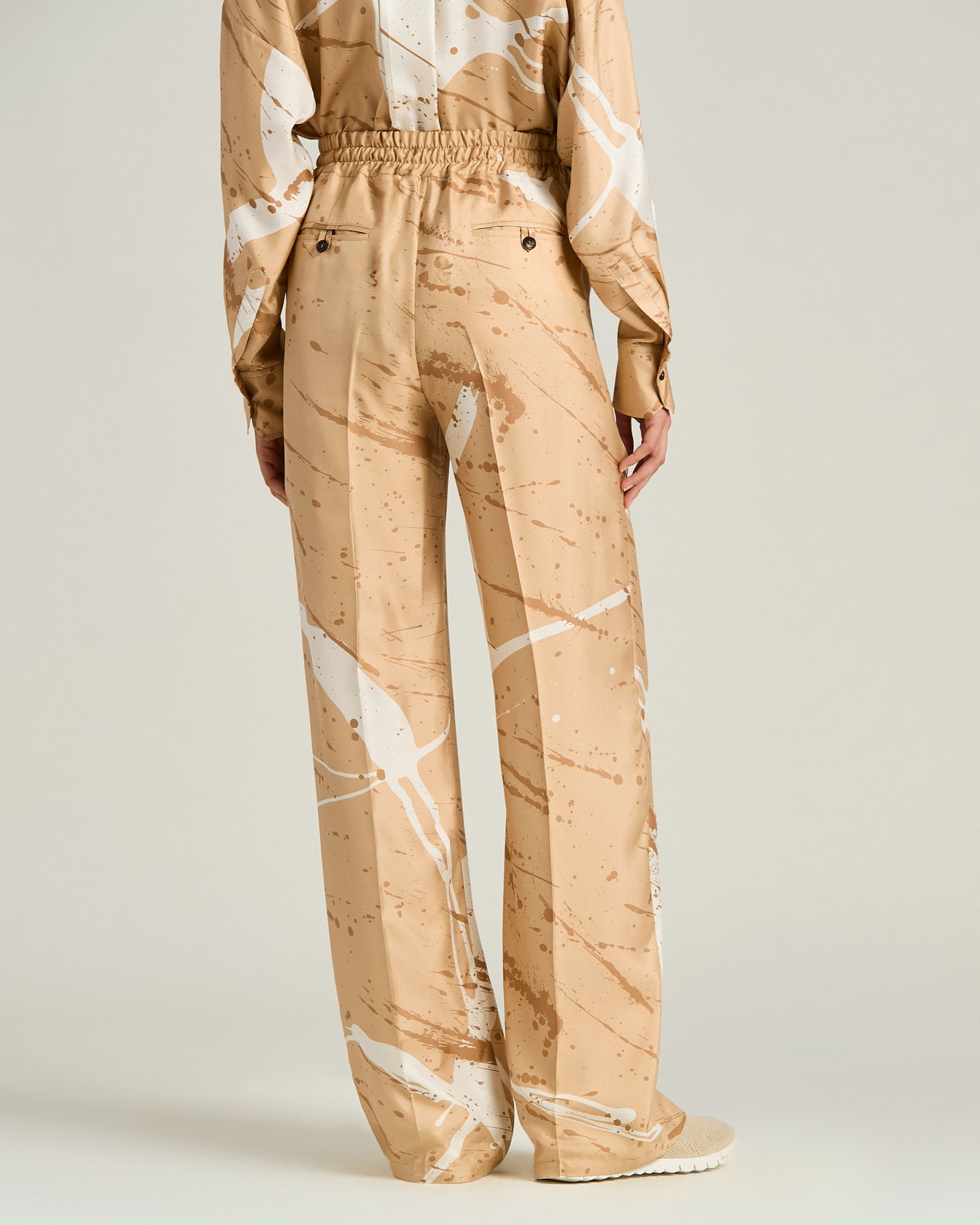 WIDE-LEG TROUSERS WITH ABSTRACT PATTERN