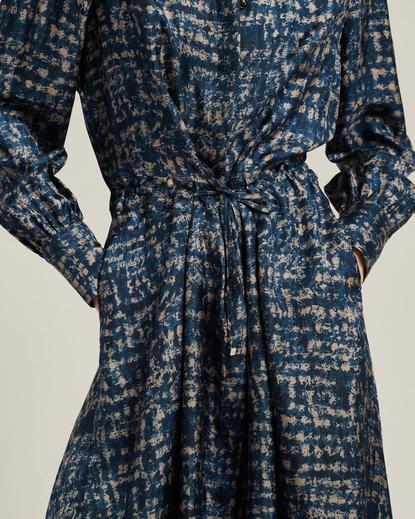 LONG SILK DRESS WITH ABSTRACT PICTORIAL MOTIF