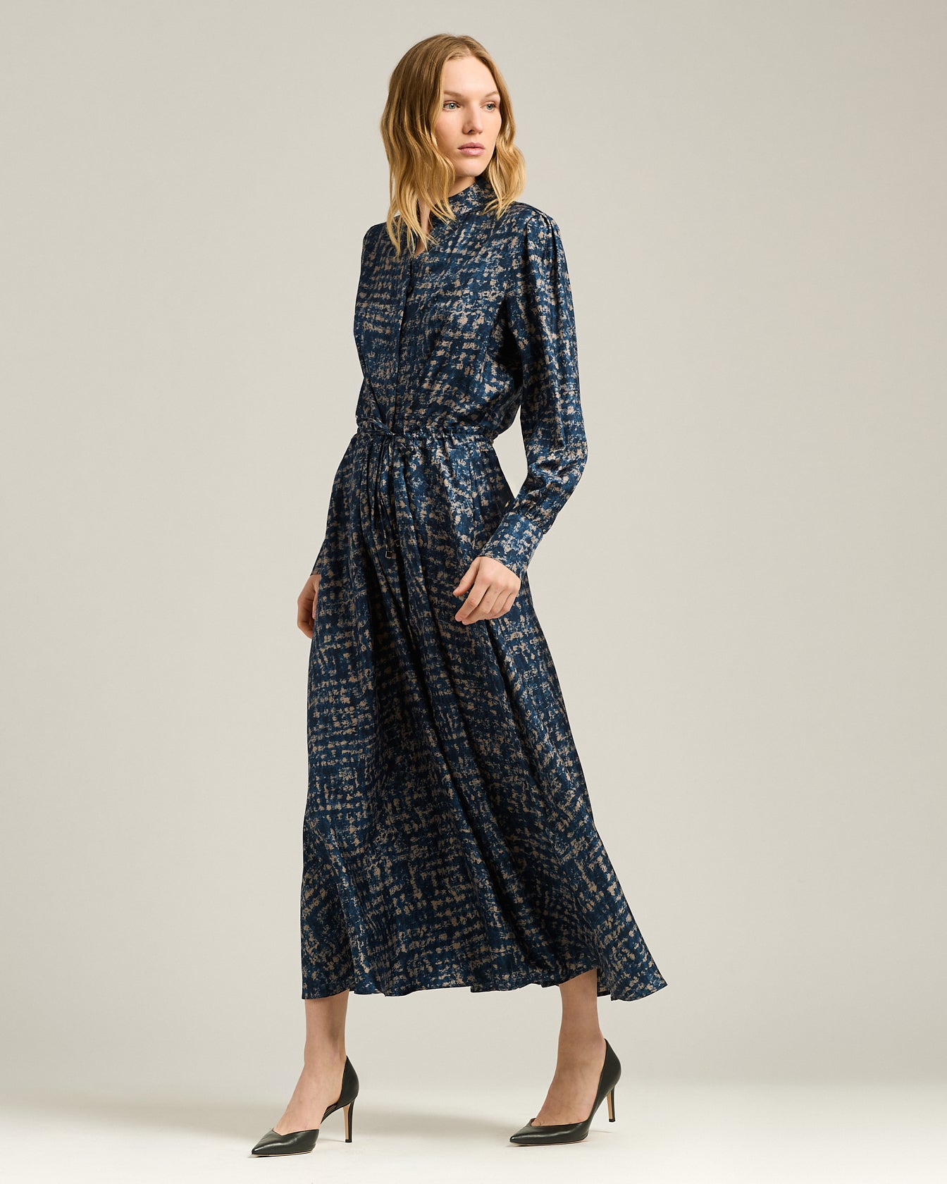 LONG SILK DRESS WITH ABSTRACT PICTORIAL MOTIF
