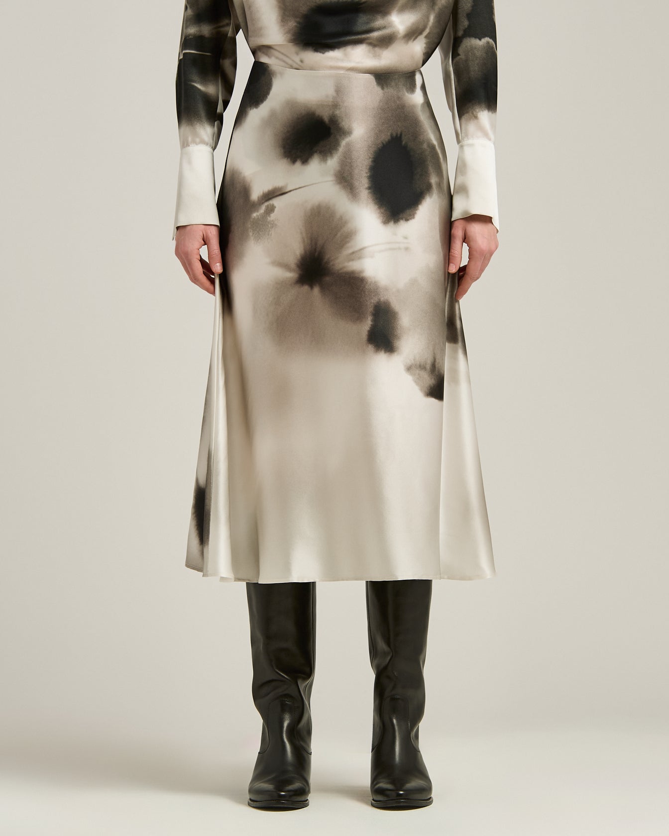 SILK LONGUETTE SKIRT