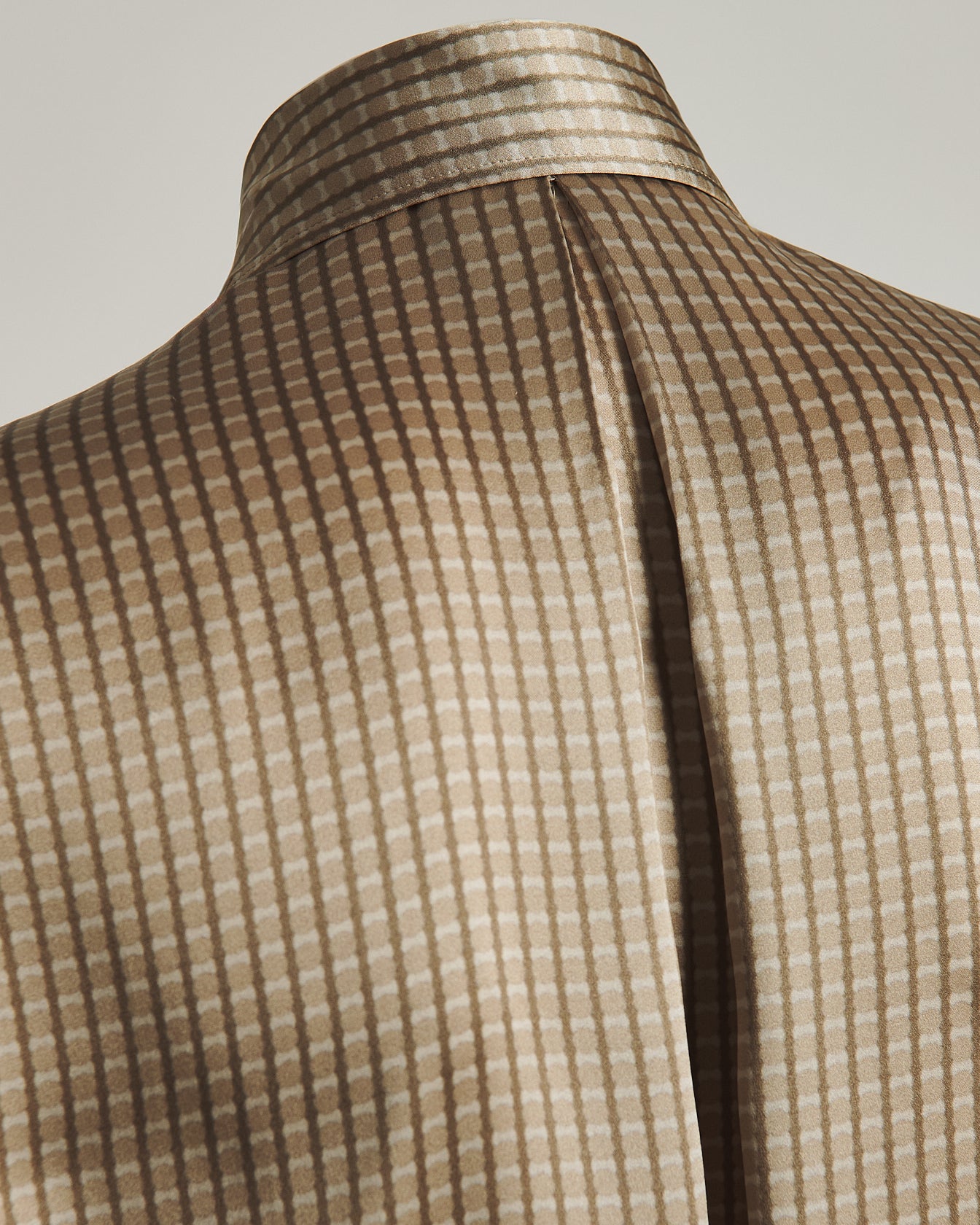 SILK SHIRT WITH GEOMETRIC PATTERN