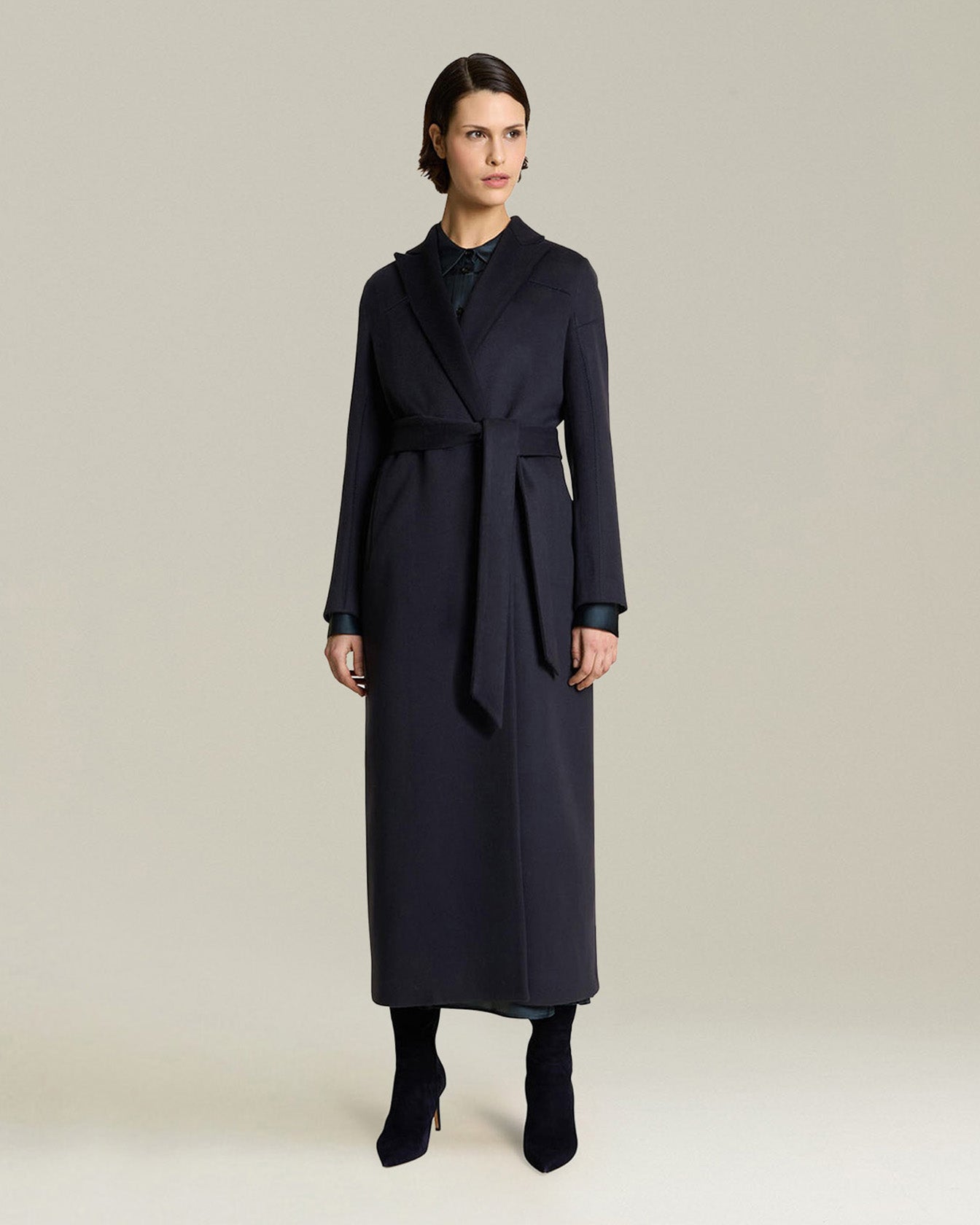 DOUBLE-BREASTED CASHMERE DOUBLE CLOTH COAT