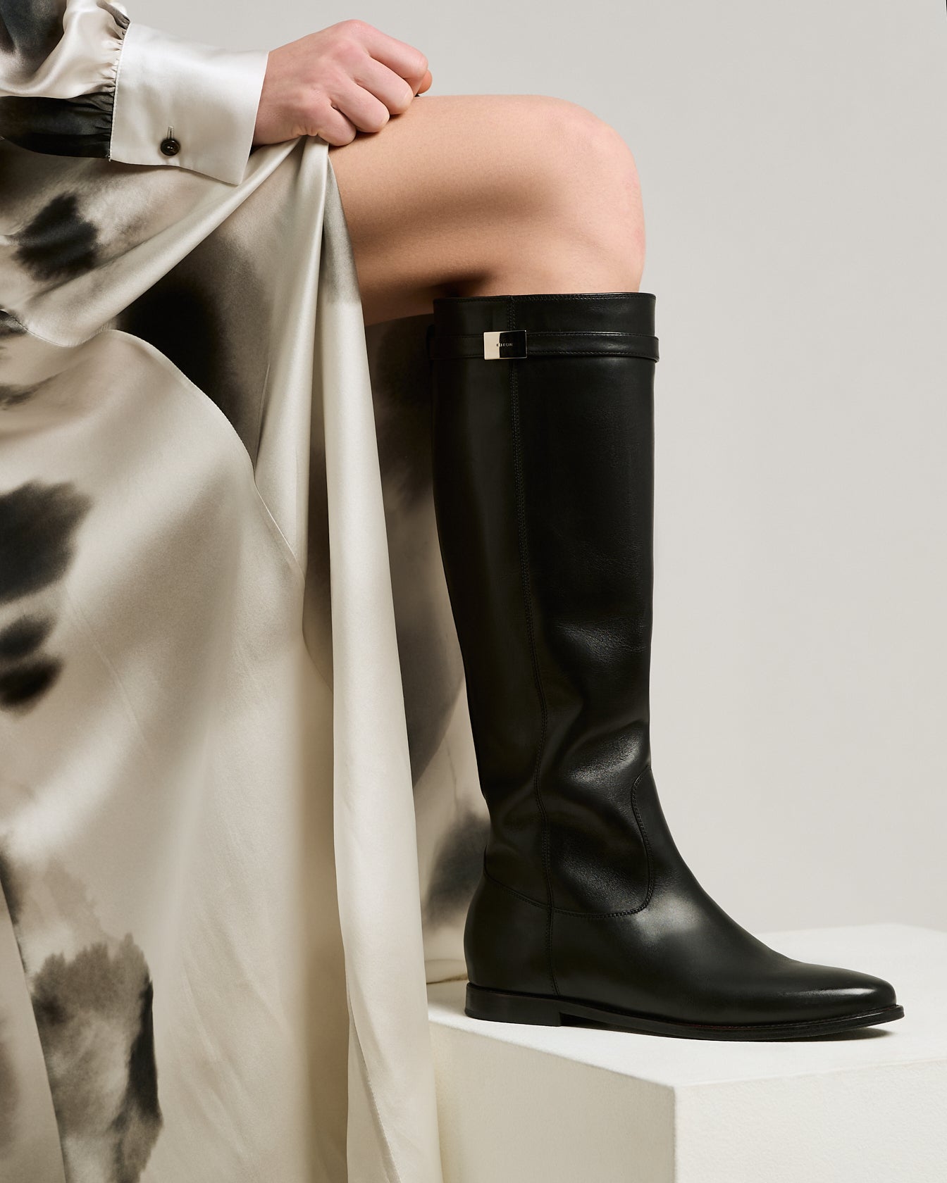 BLACK CALFSKIN BOOTS