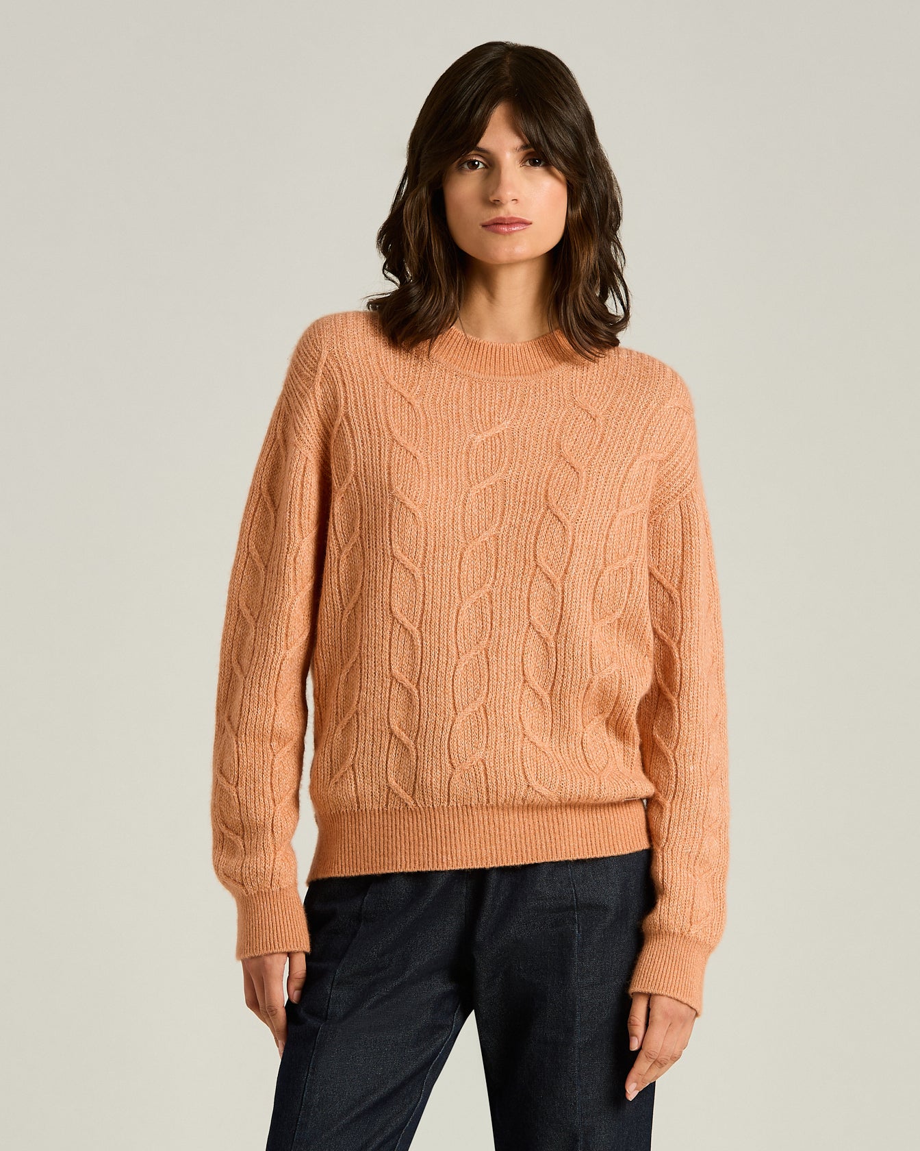 FINE YARN CREW NECK SWEATER