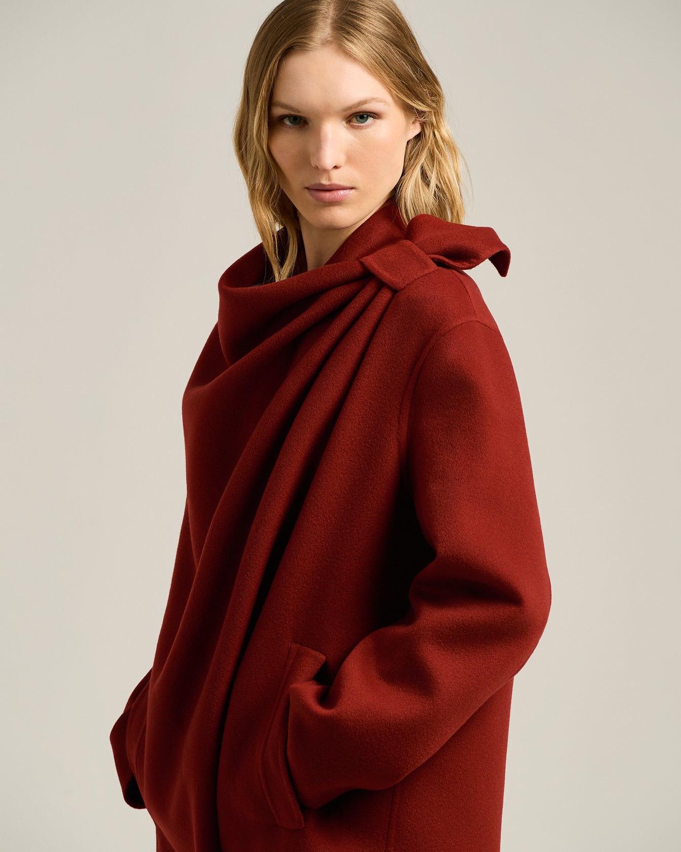 PURE CASHMERE OVERCOAT WITH SARTORIAL KNOT