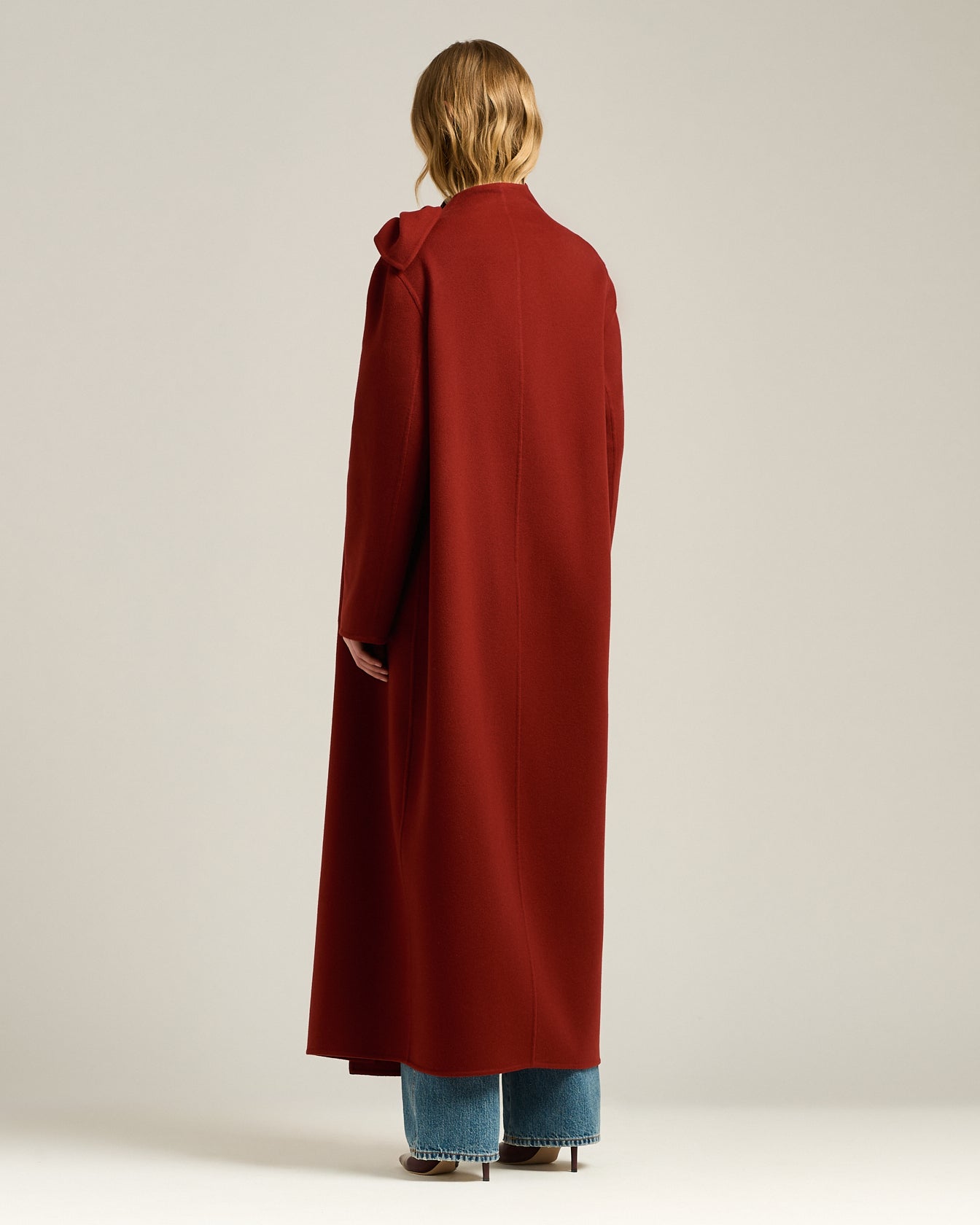 LONG PURE CASHMERE OVERCOAT WITH SARTORIAL KNOT