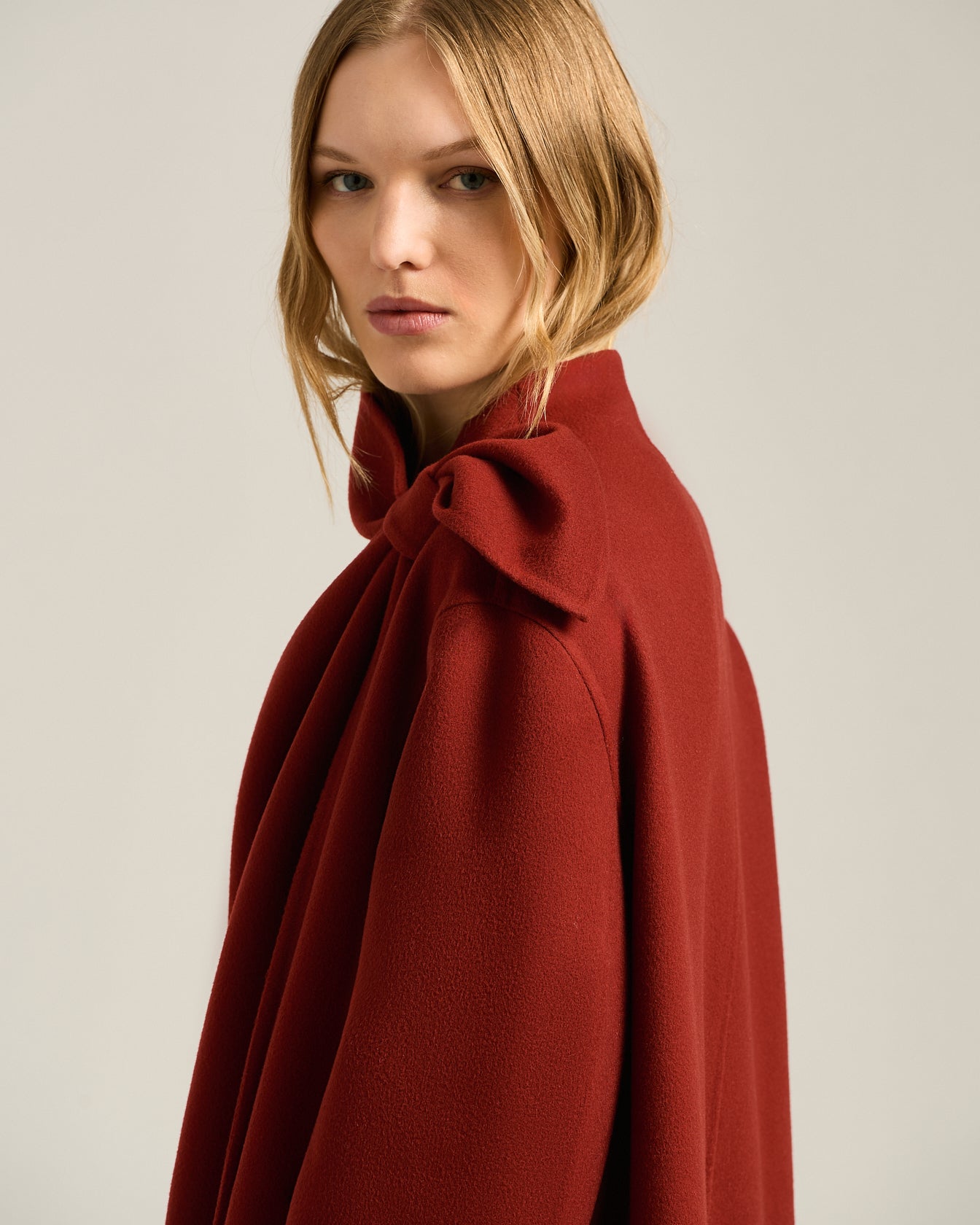 LONG PURE CASHMERE OVERCOAT WITH SARTORIAL KNOT