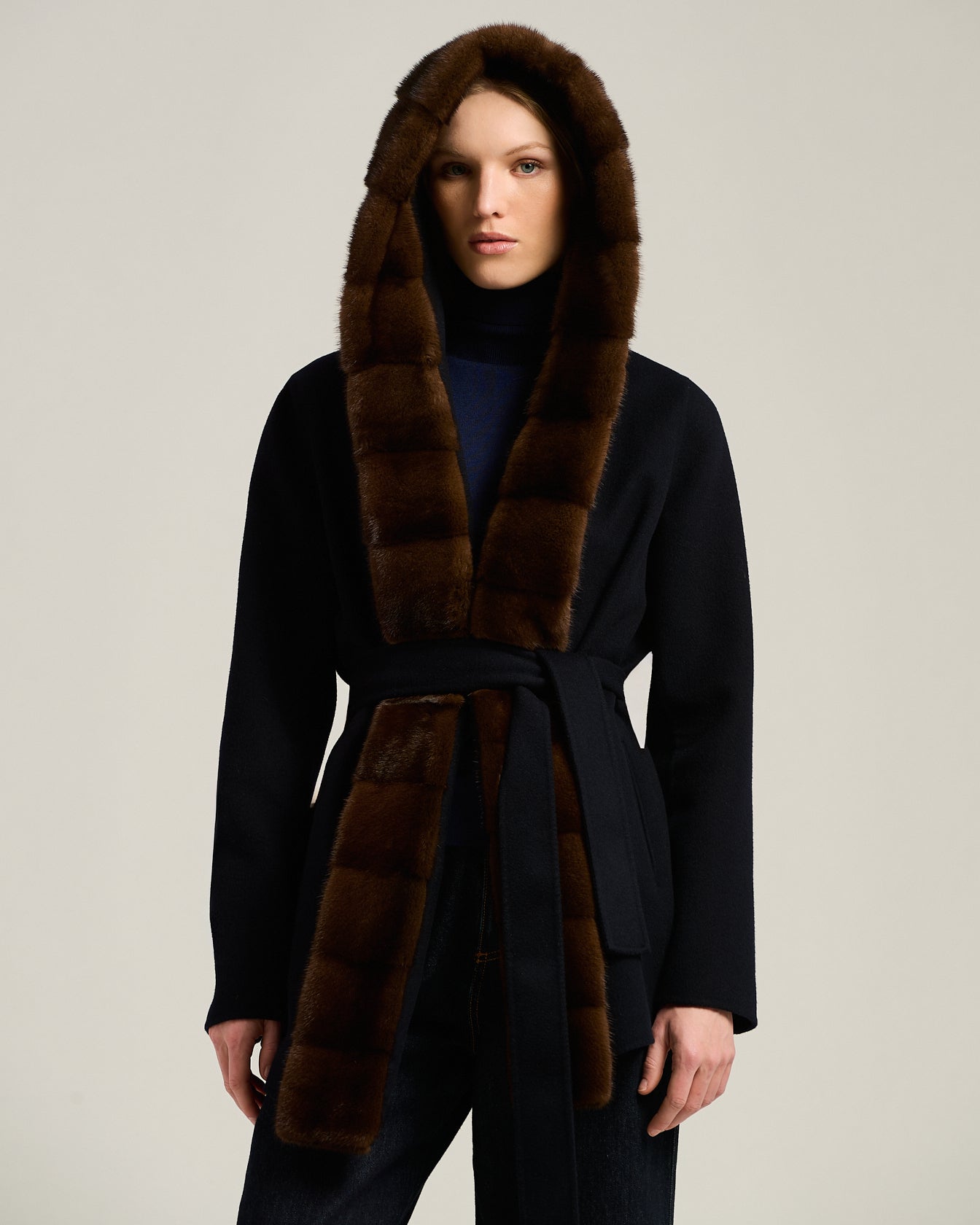 SHORT PURE CASHMERE COAT WITH FUR TRIM
