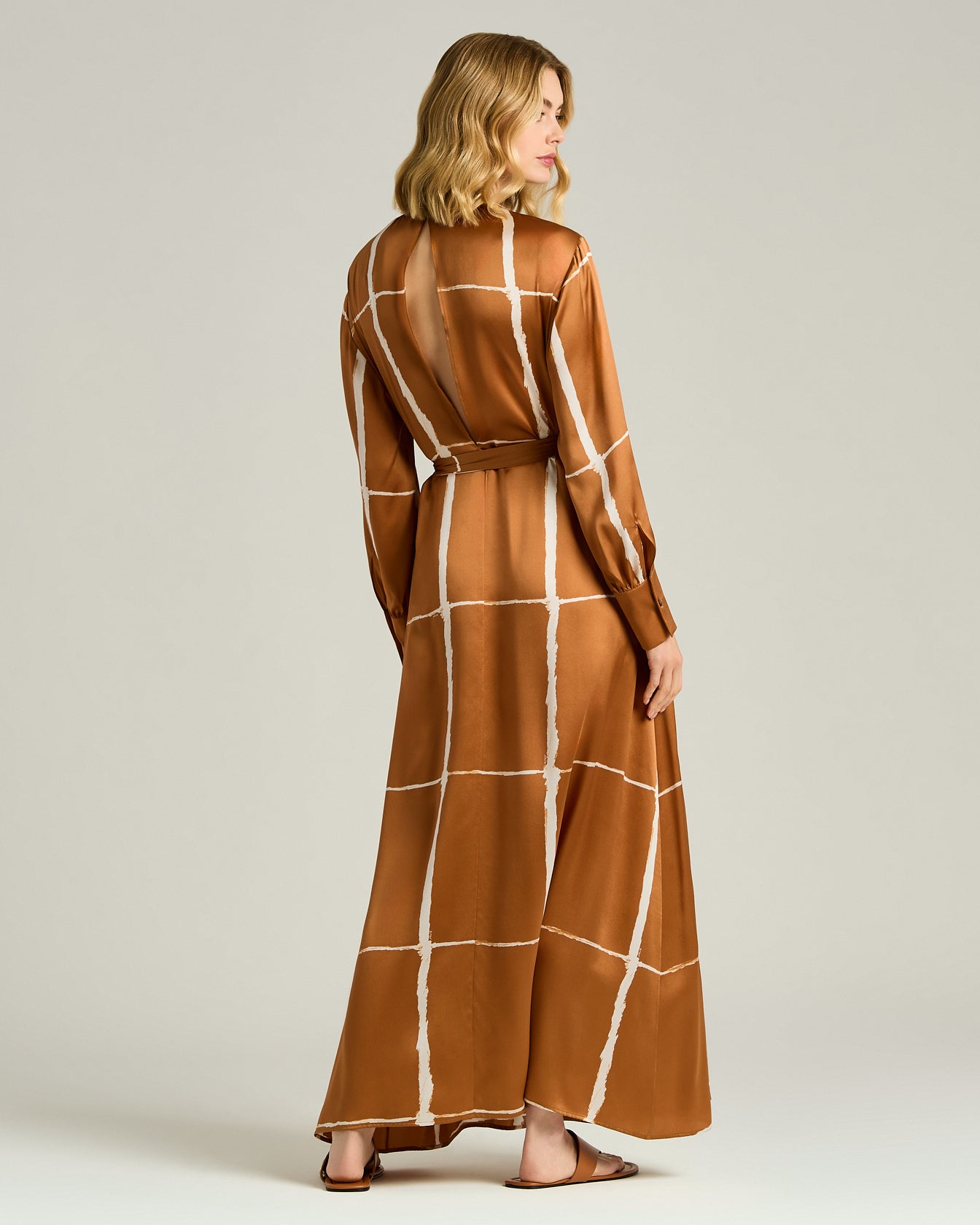 SILK SATIN DRESS WITH FLUID SILHOUETTE