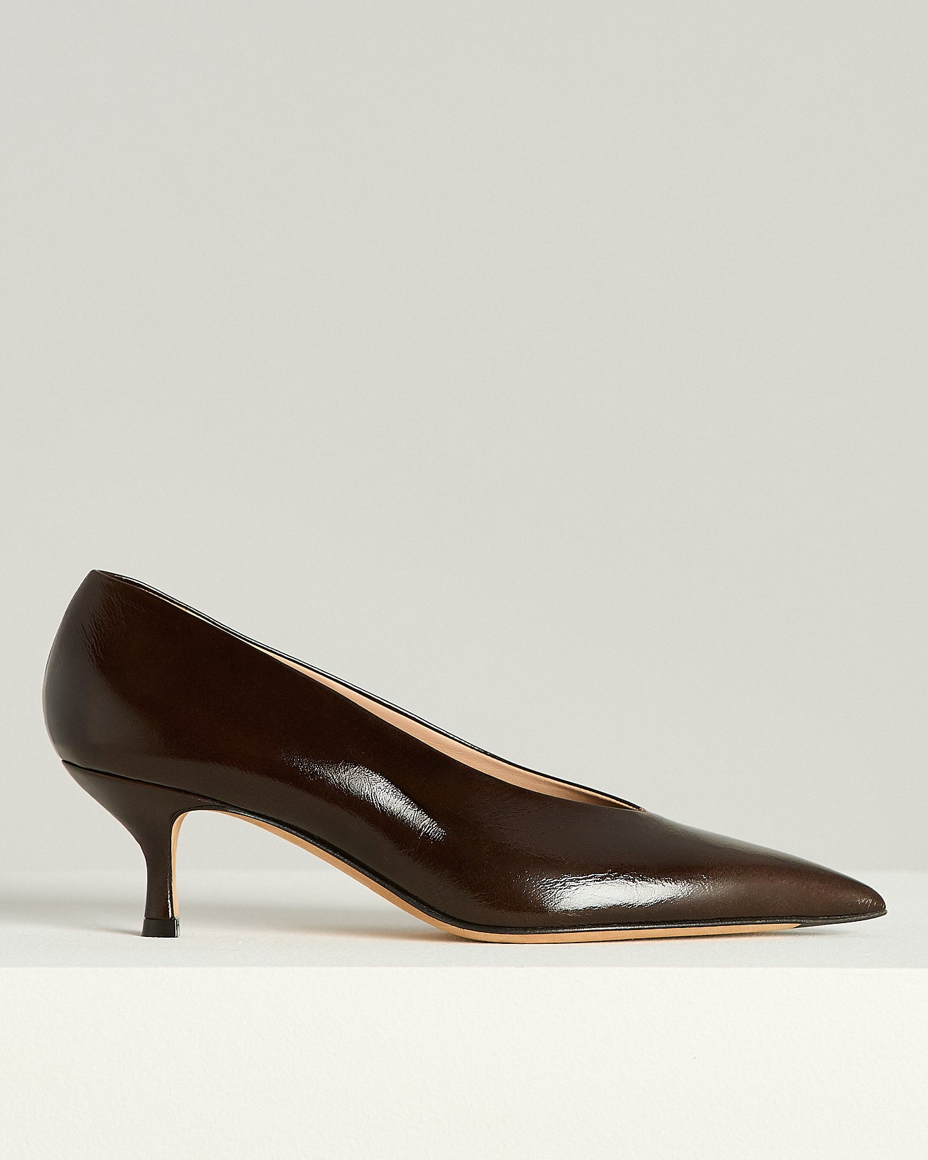 CALFSKIN LEATHER PUMPS WITH MID HEEL