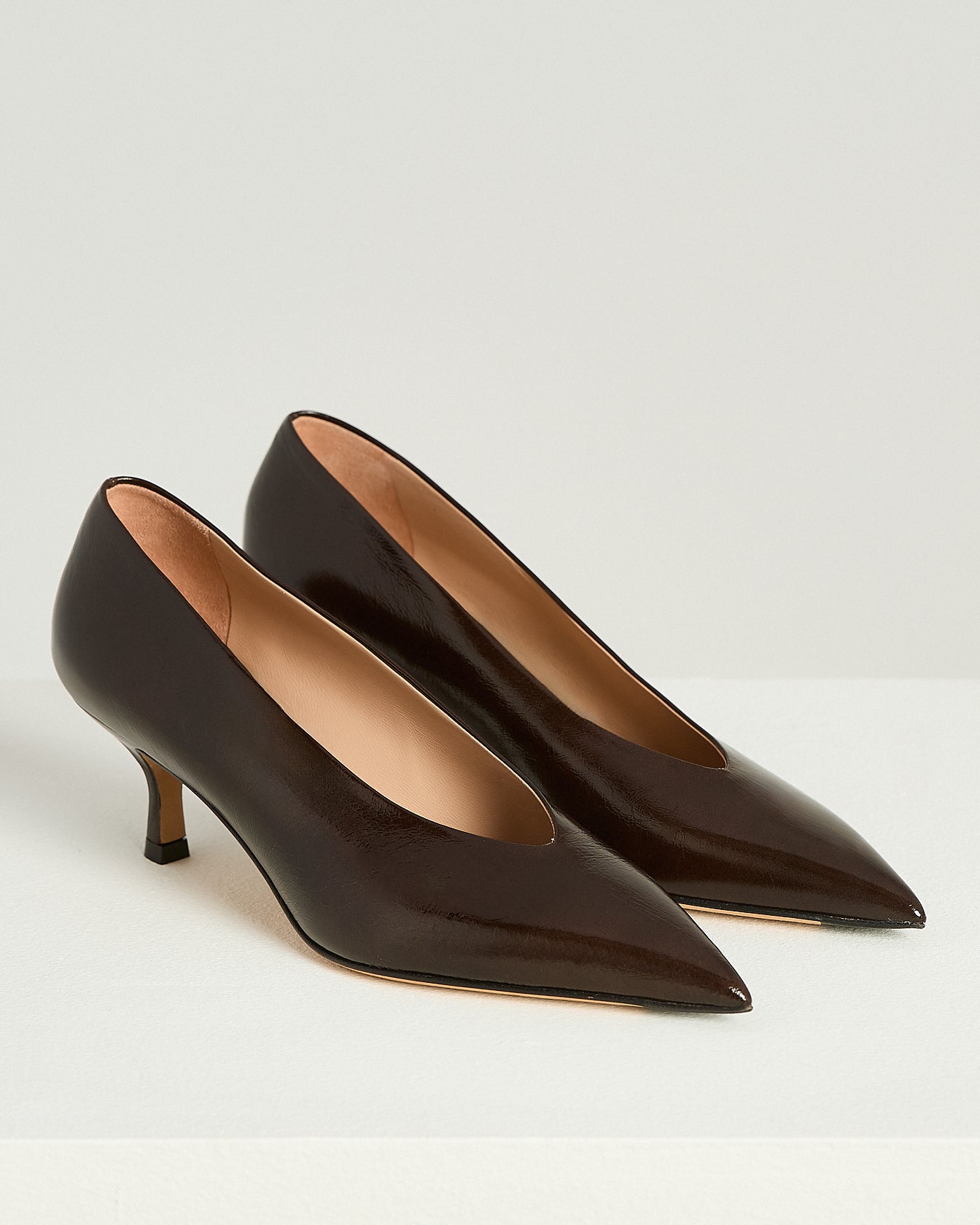 CALFSKIN LEATHER PUMPS WITH MID HEEL