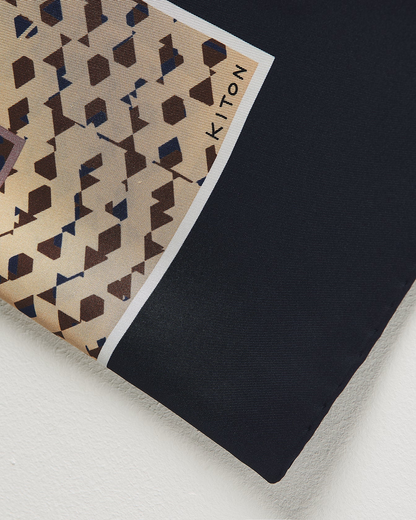 90X90 PURE SILK SCARF WITH GEOMETRIC PATTERN