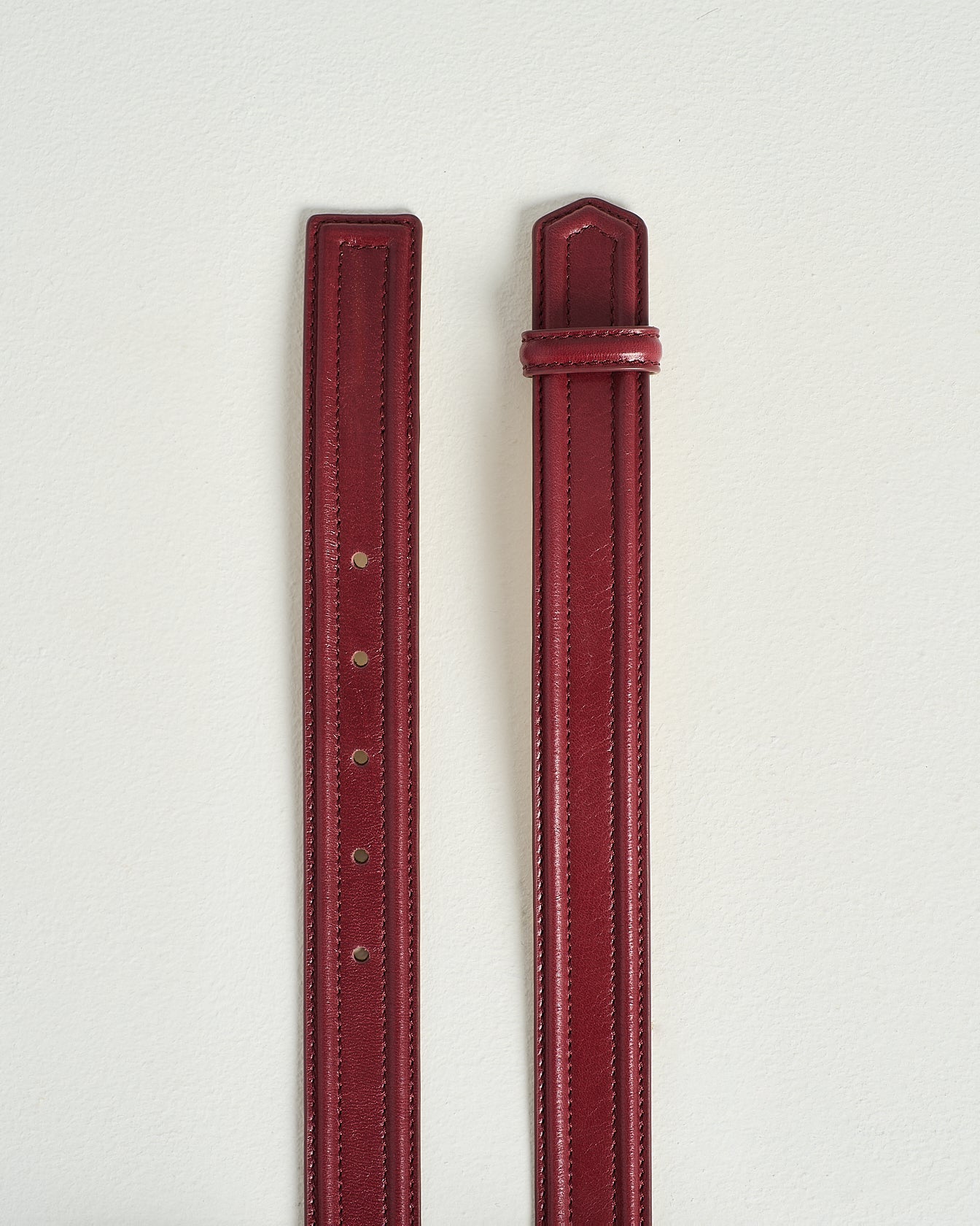 LEATHER BELT WITH PADDED EDGES