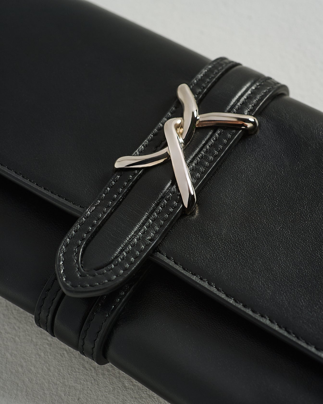 ISABEL LEATHER CLUTCH