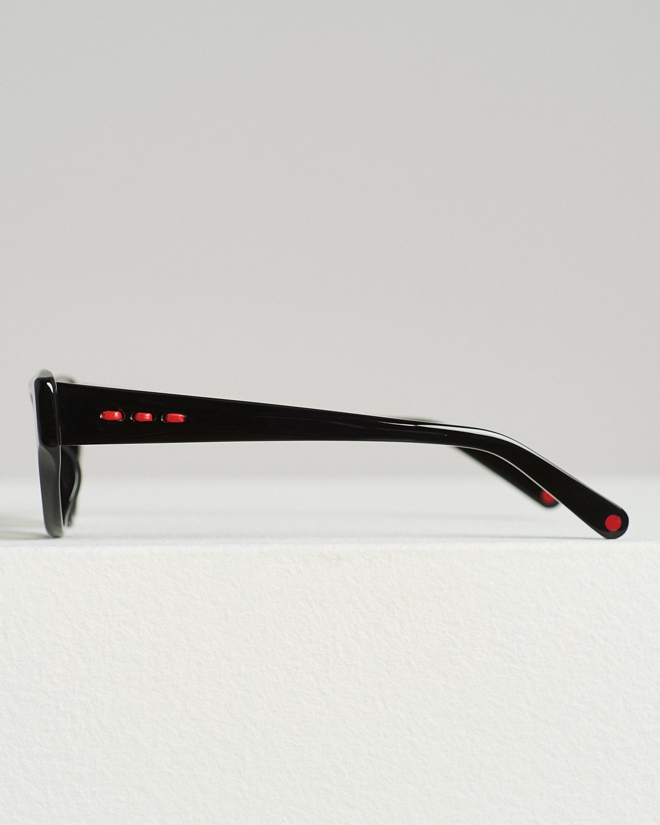 KITON CAT-EYE SUNGLASSES