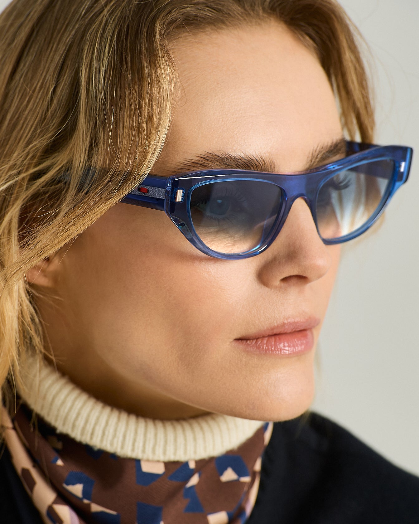 KITON CAT-EYE SUNGLASSES