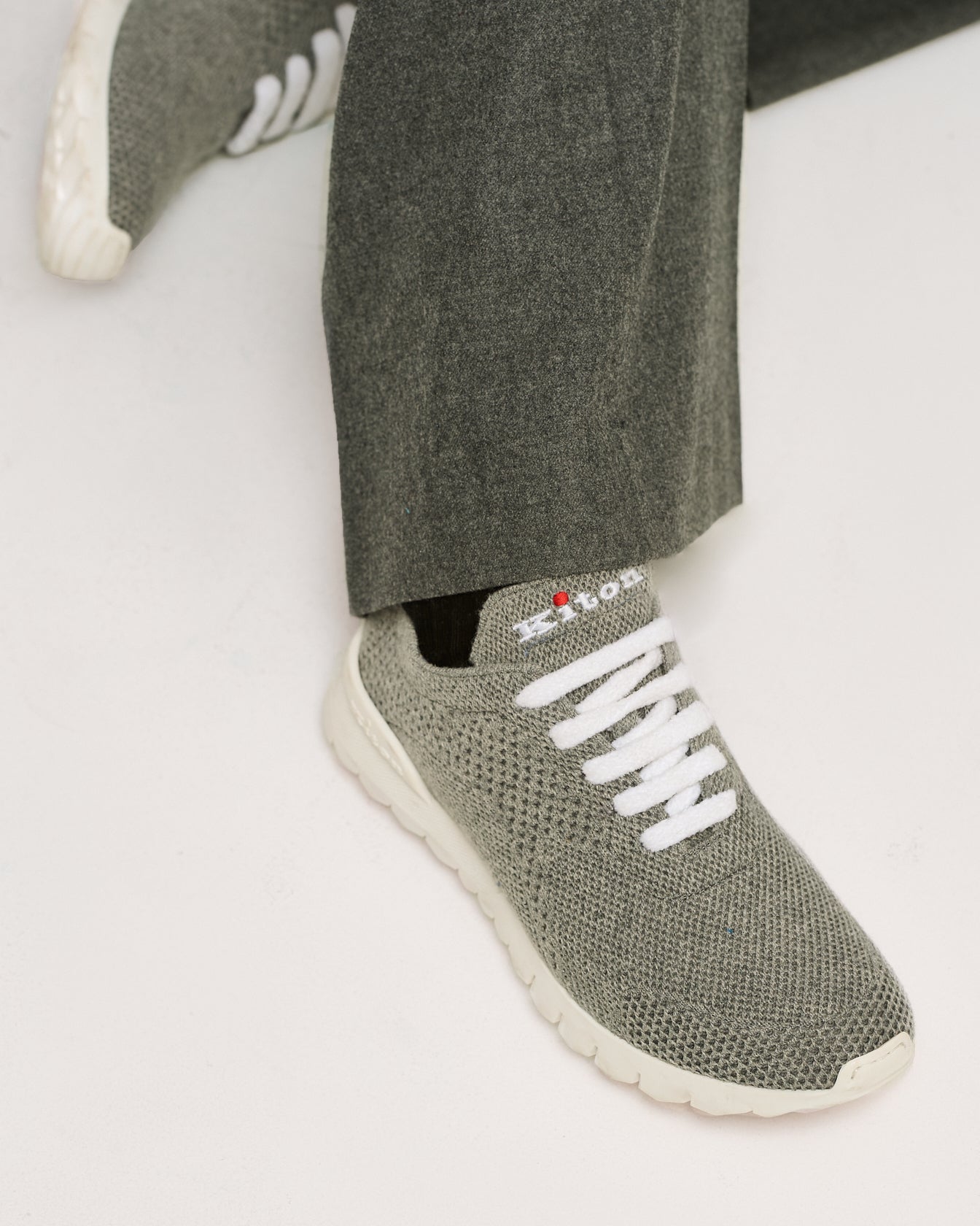 FIT GRAY CASHMERE SNEAKERS