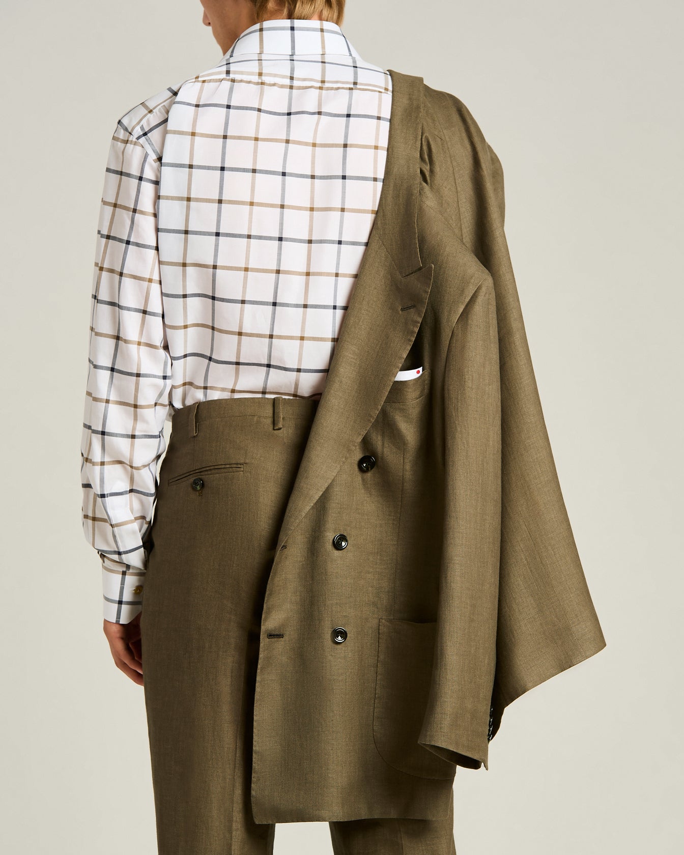 Men's brown linen and wool double-breasted suit | Kiton