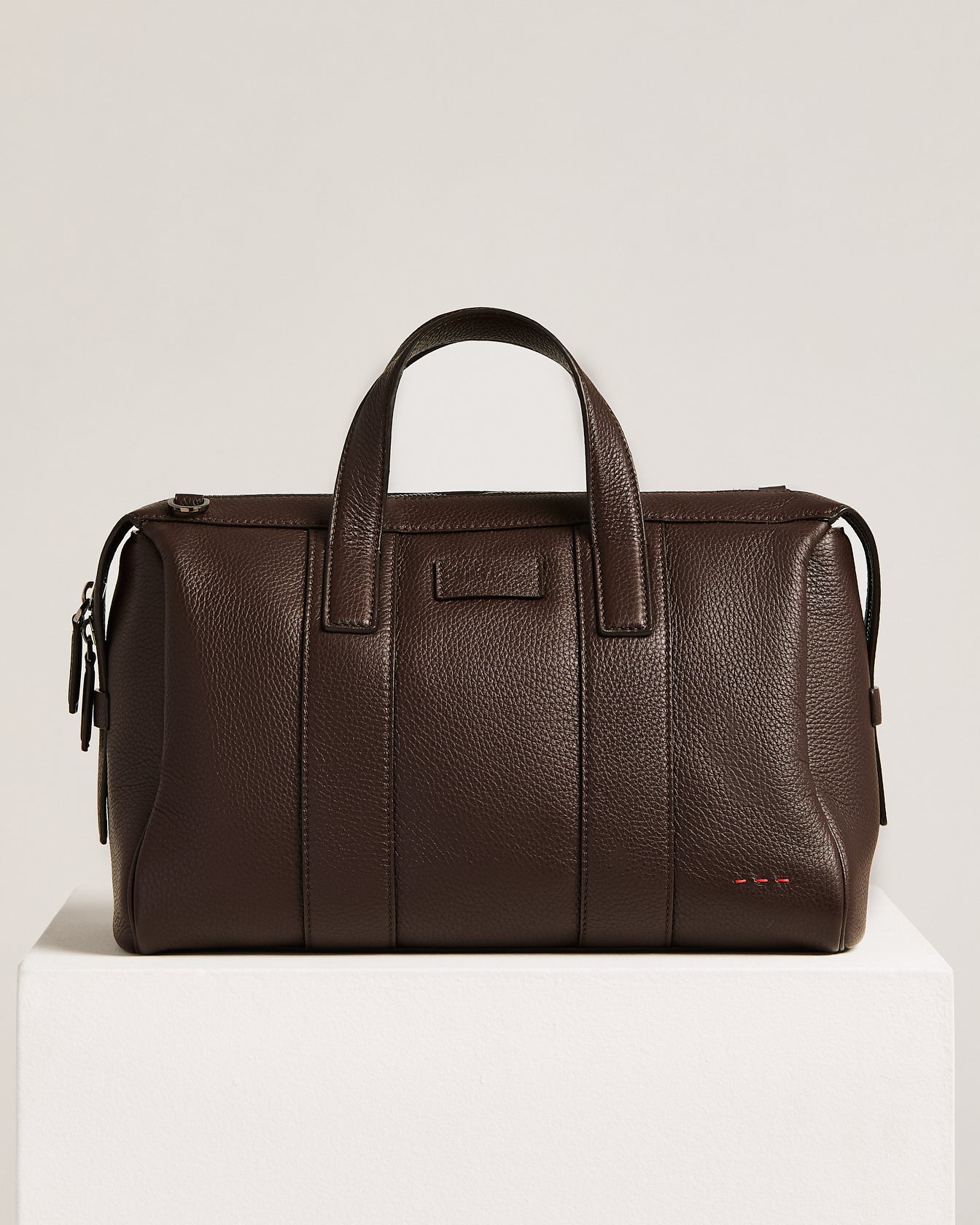 DEERSKIN TRAVEL BAG