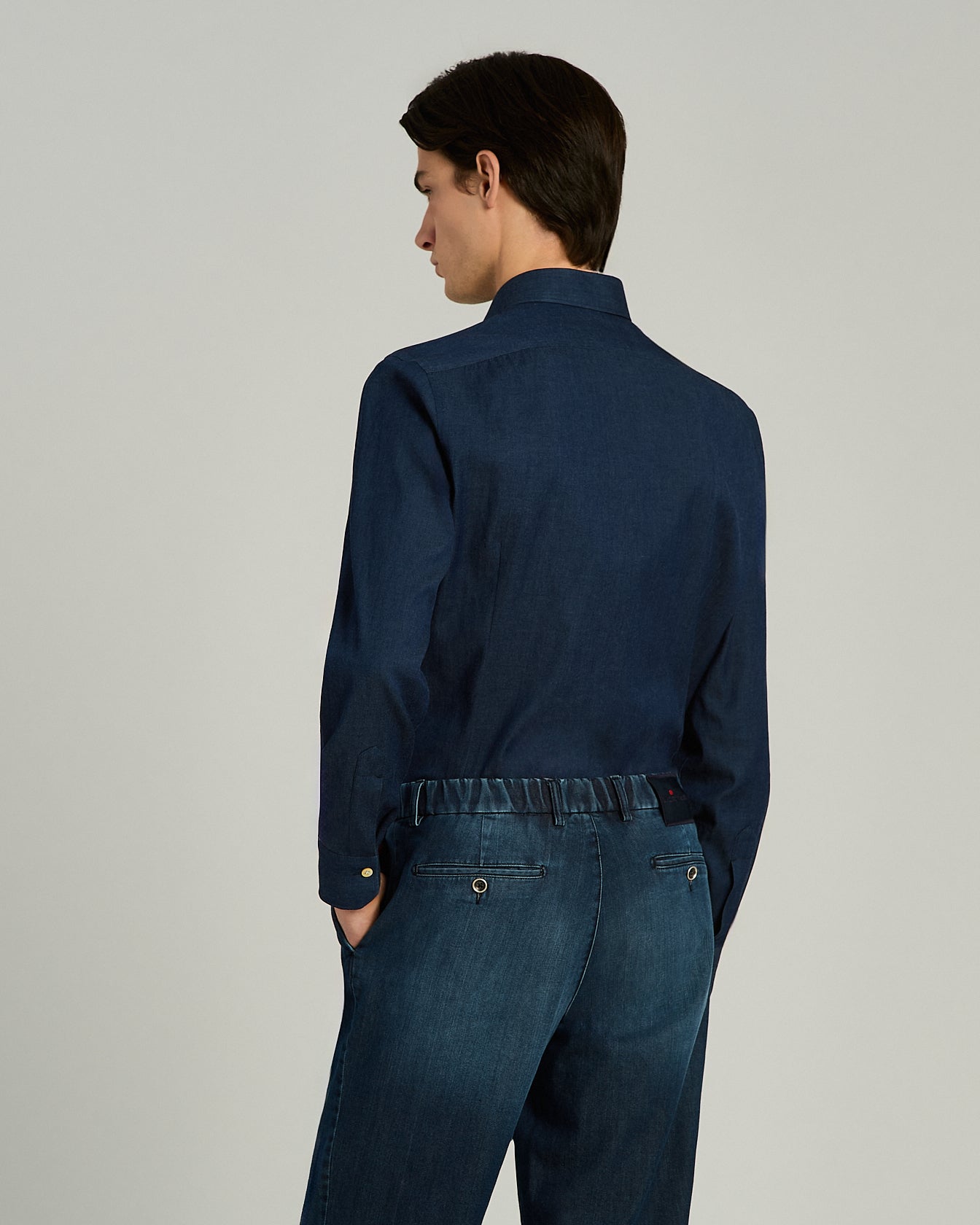 WASHED STRETCH COTTON BUTTON-DOWN SHIRT