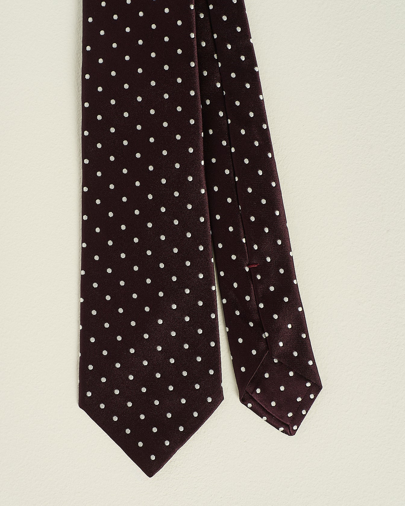PATTERNED SILK TIE