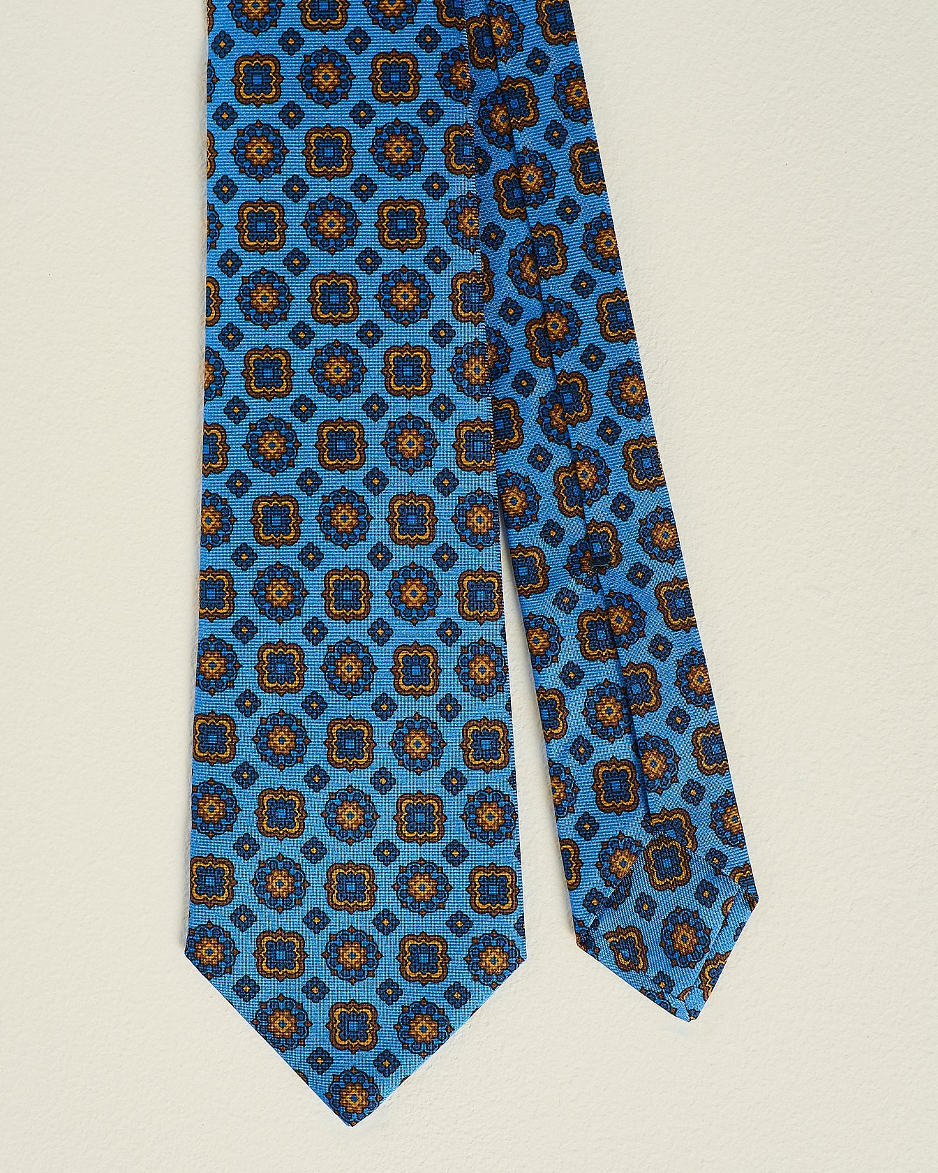 Classy 100% Silk Ties & Bow Ties | Kiton