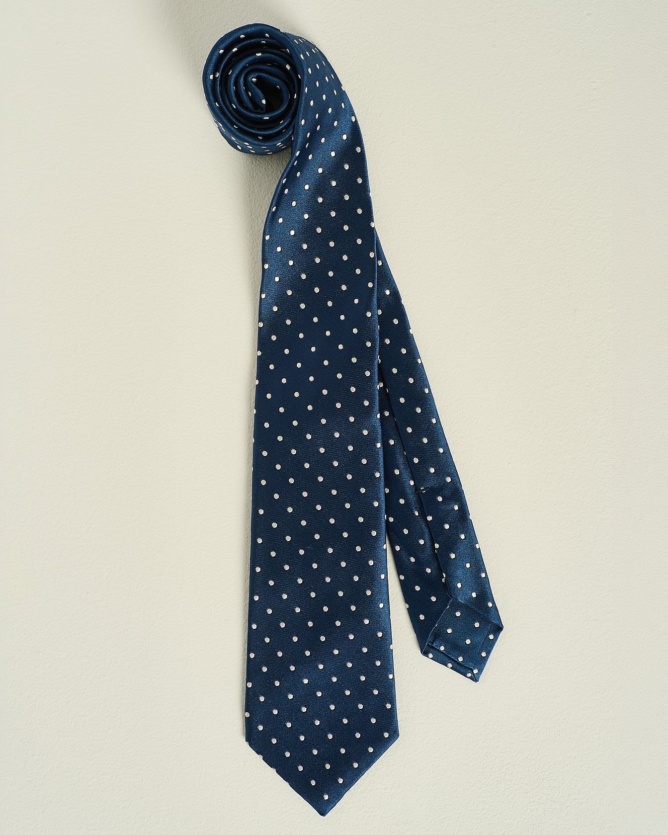 PATTERNED SILK TIE