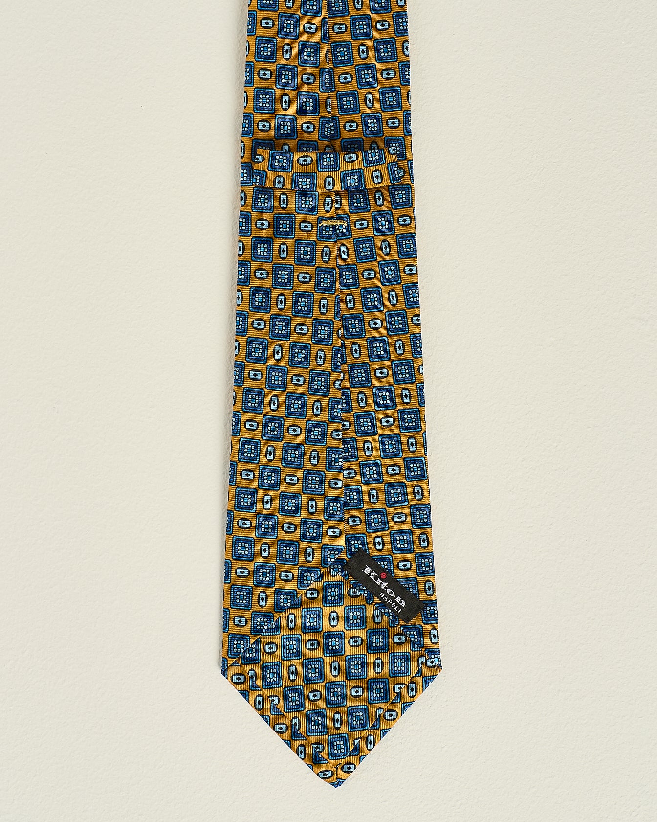 PATTERNED SILK TIE