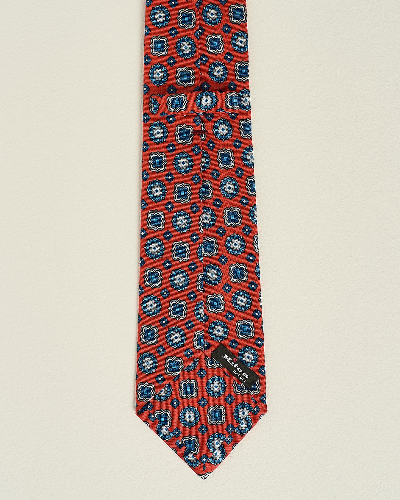 PATTERNED SILK TIE