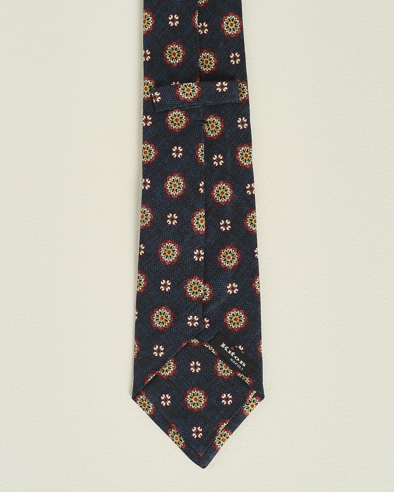 PATTERNED SILK TIE