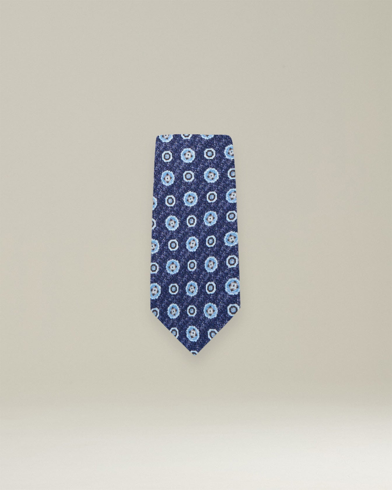 PATTERNED SILK TIE