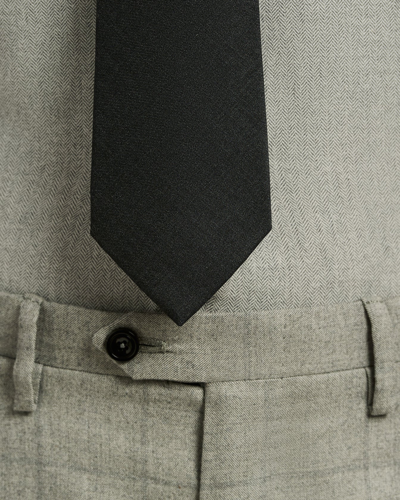PURE WOOL TIE