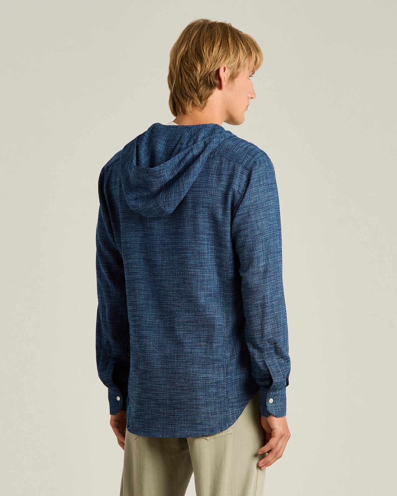 NATURAL FIBRE BLEND HOODED OVERSHIRT
