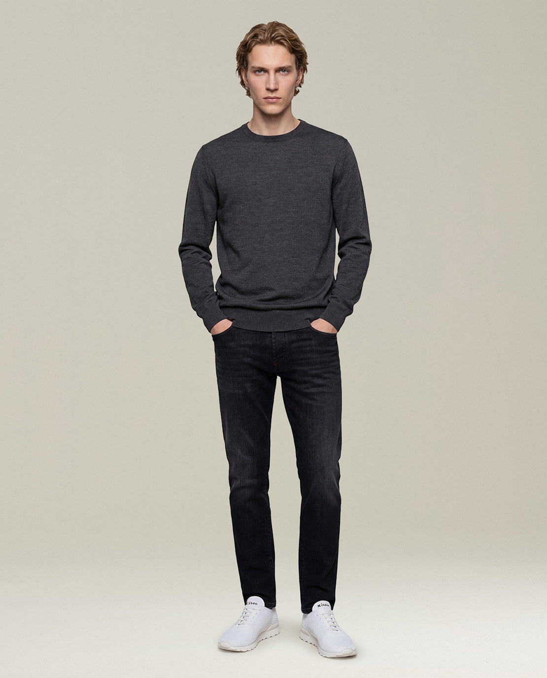 CHARCOAL GREY 14-MICRON WOOL CREW-NECK SWEATER
