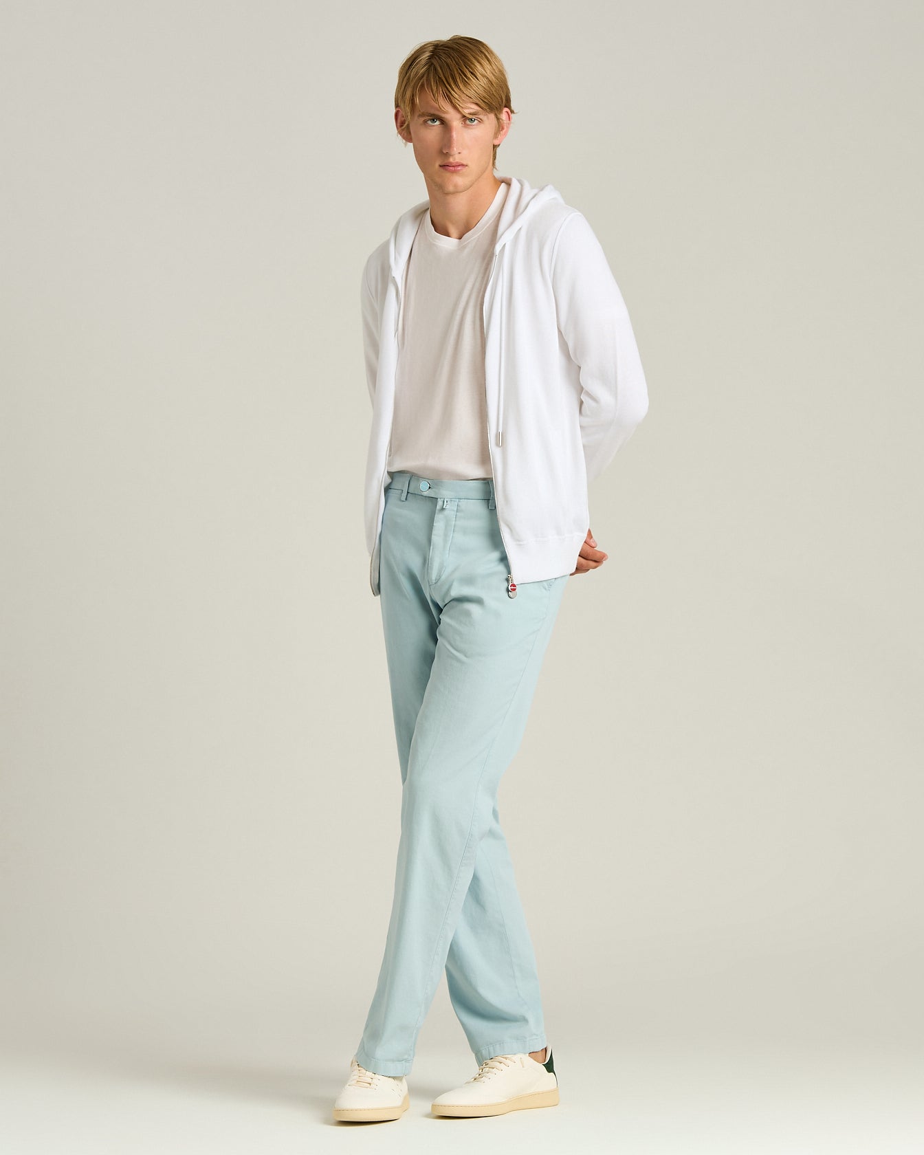 COTTON AND CASHMERE BLEND T-SHIRT IN WHITE