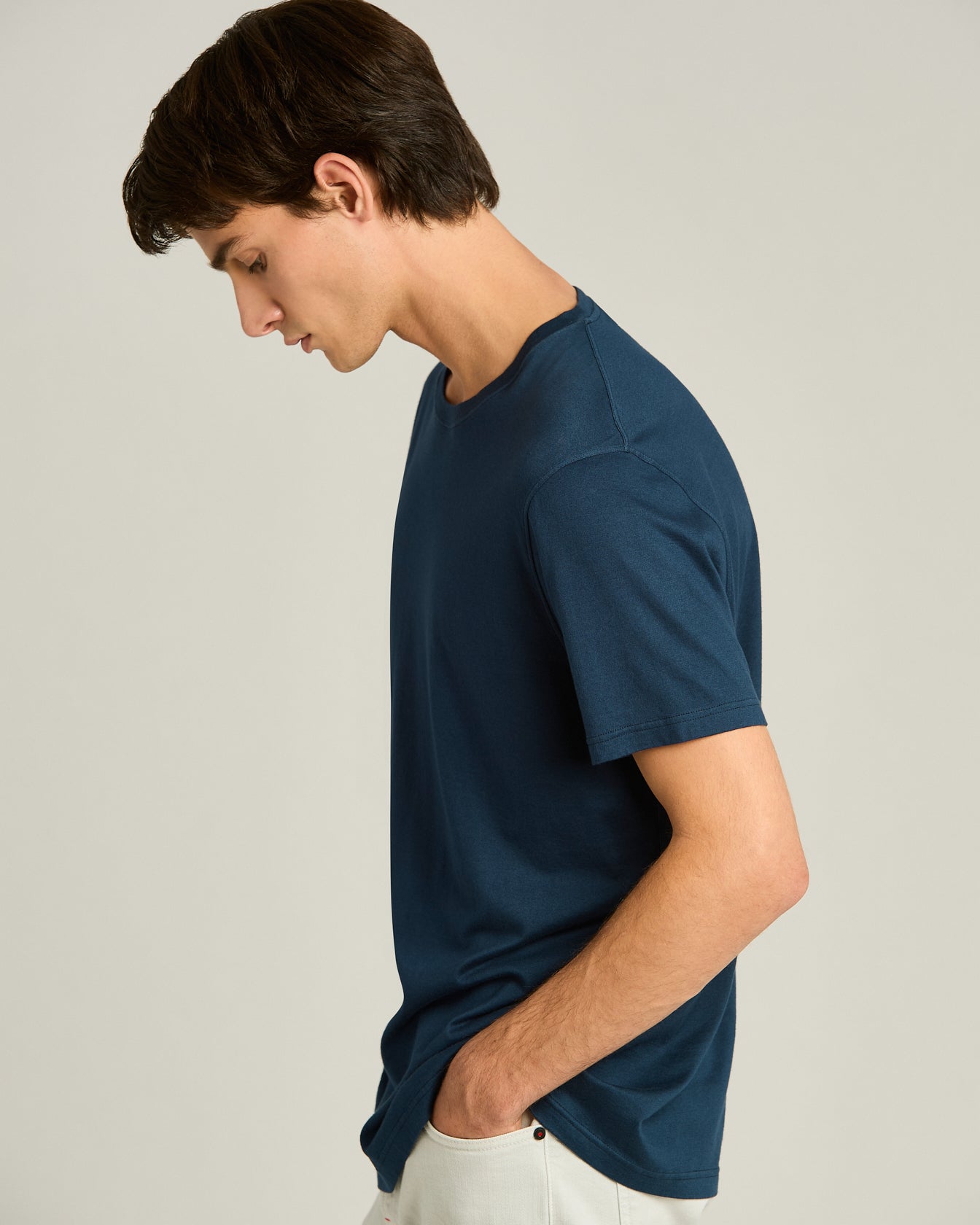 COTTON AND CASHMERE BLEND T-SHIRT IN NAVY BLUE