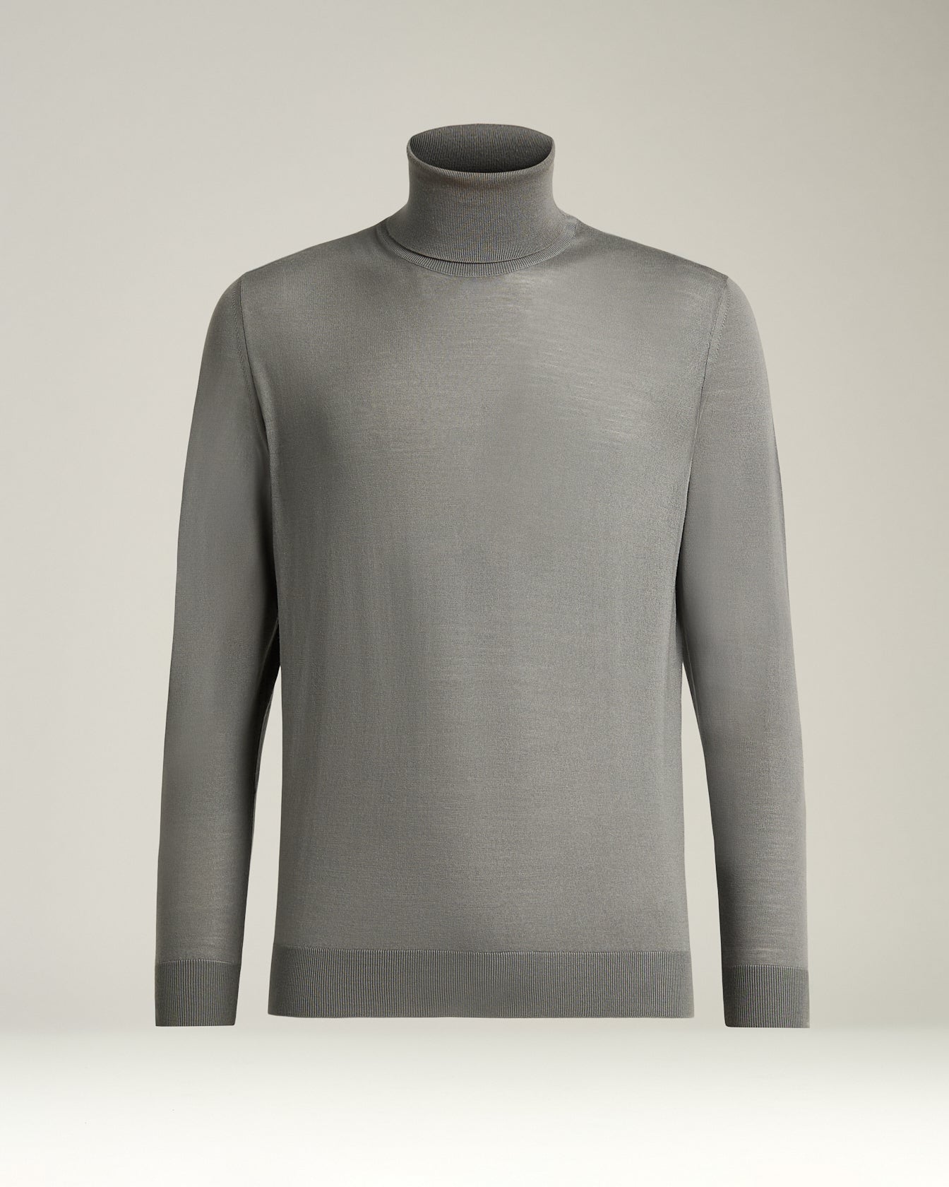 BLUE DIAMOND TURTLENECK TOP