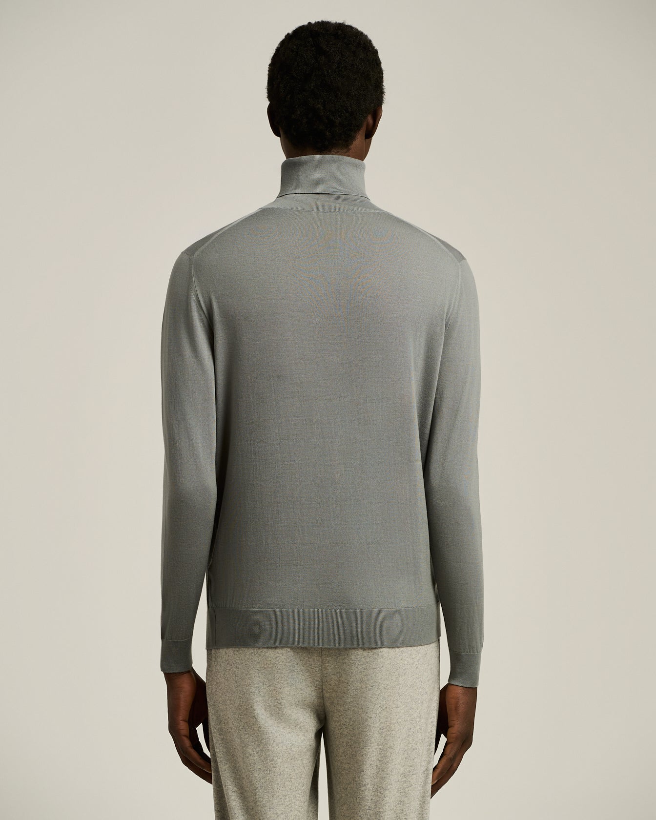 BLUE DIAMOND TURTLENECK TOP