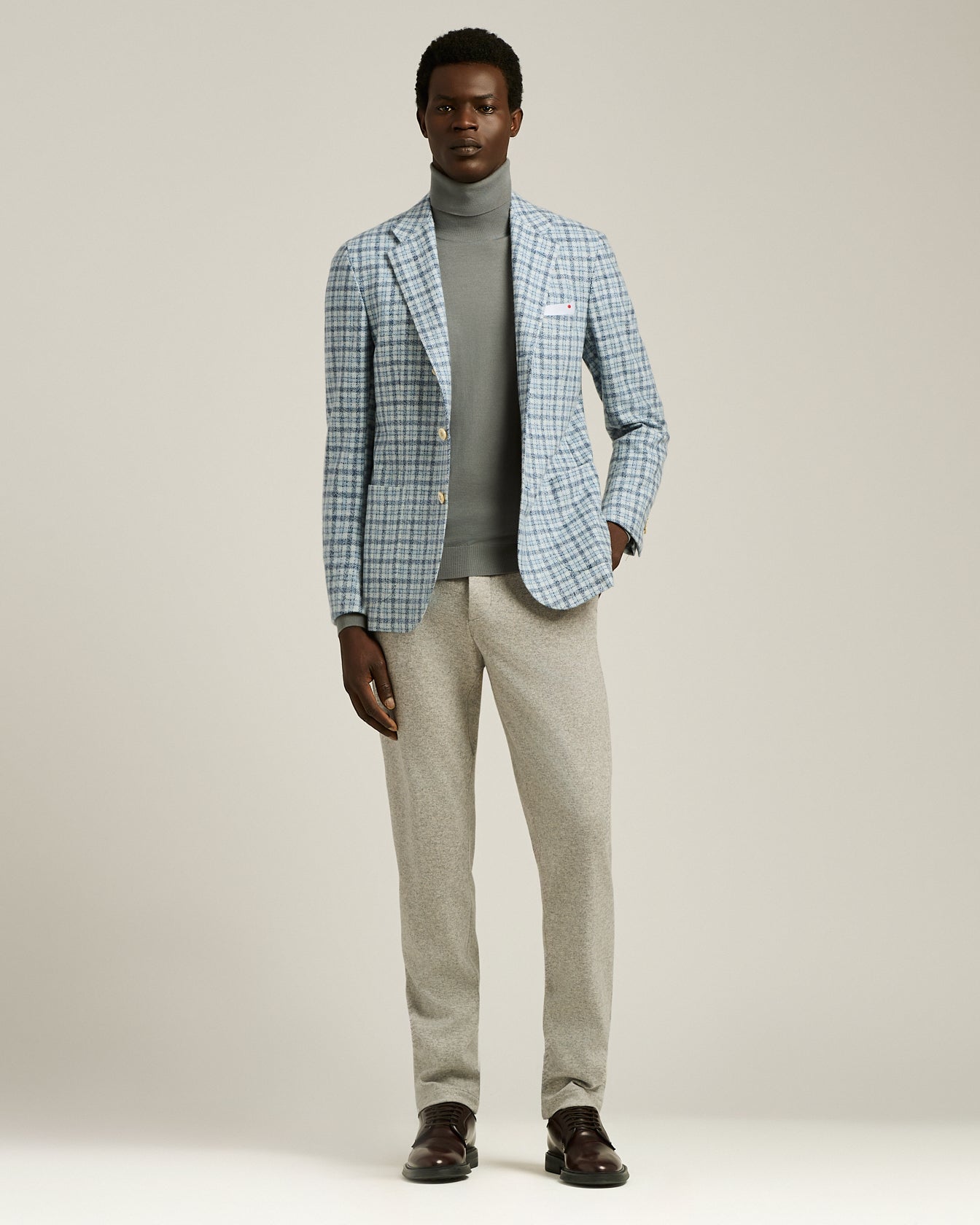 BLUE DIAMOND TURTLENECK TOP
