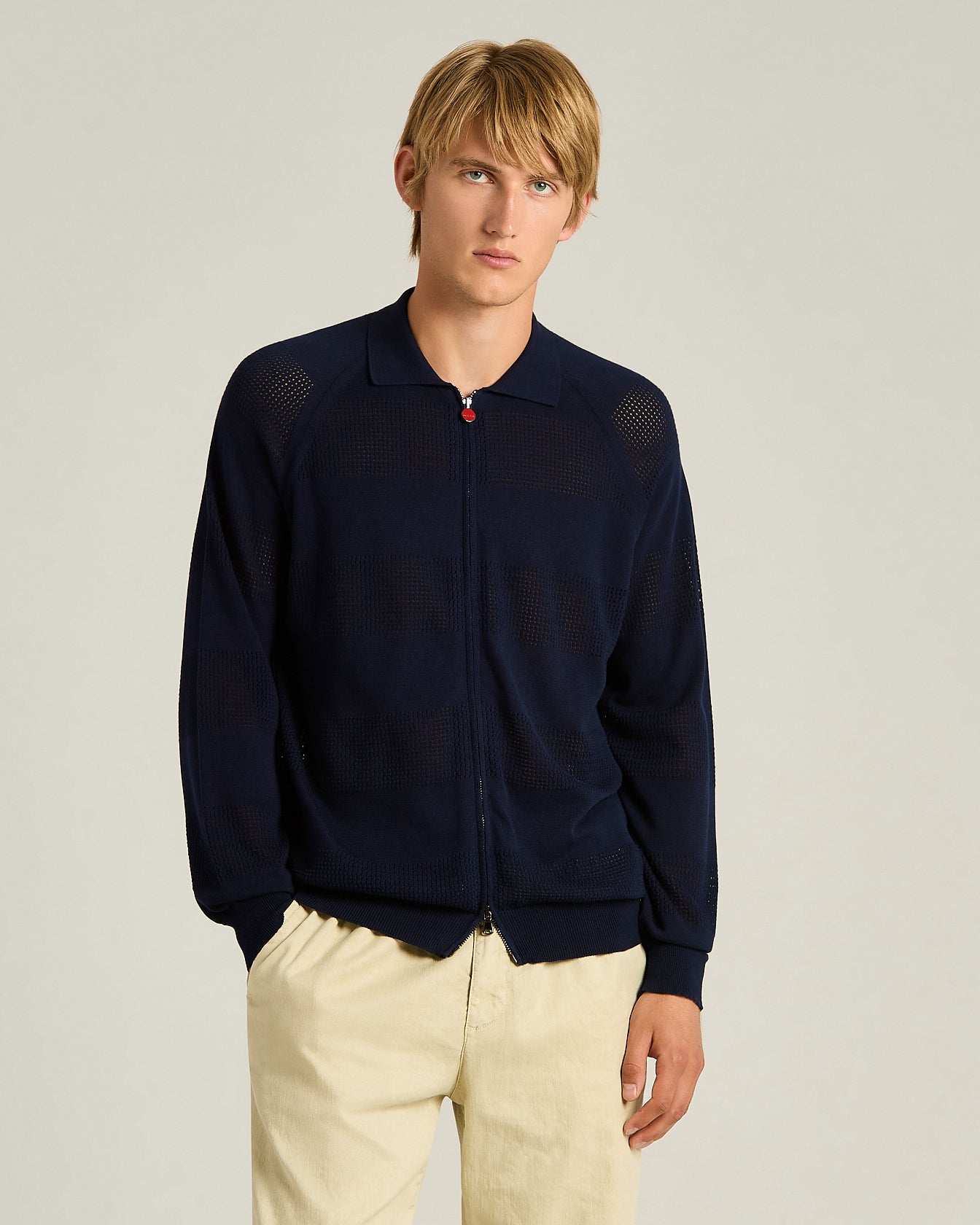 LONG-SLEEVED ZIPPED BOMBER JACKET