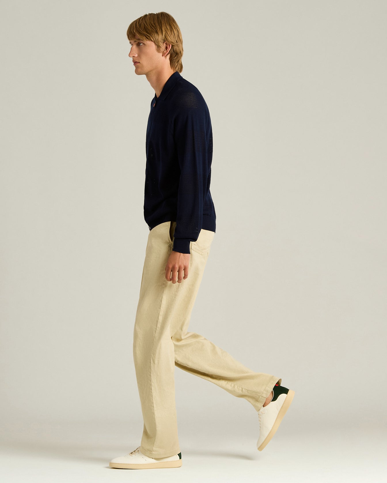 LONG-SLEEVED ZIPPED BOMBER JACKET