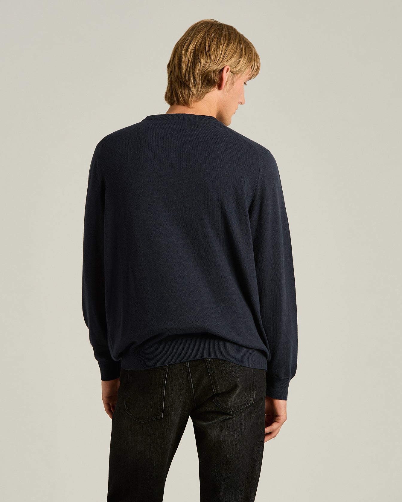 PURE CASHMERE CREW NECK SWEATER