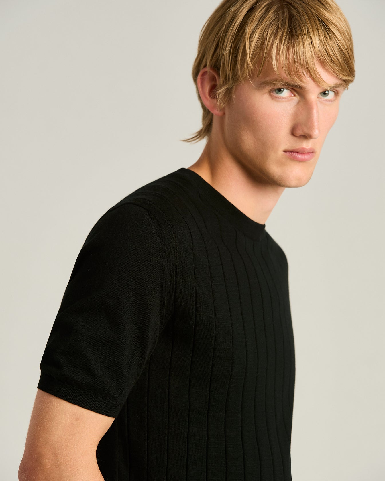 Pure Cotton Black Short Sleeve Crewneck Sweater 4