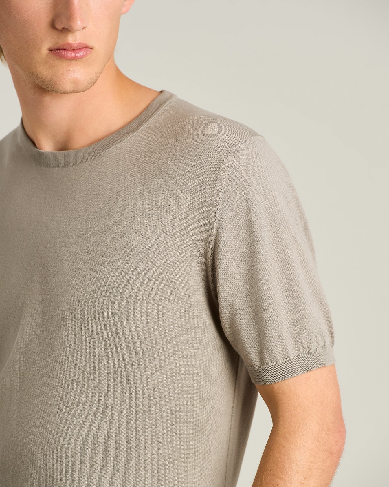 COTTON SHORT-SLEEVED CREW NECK SWEATER