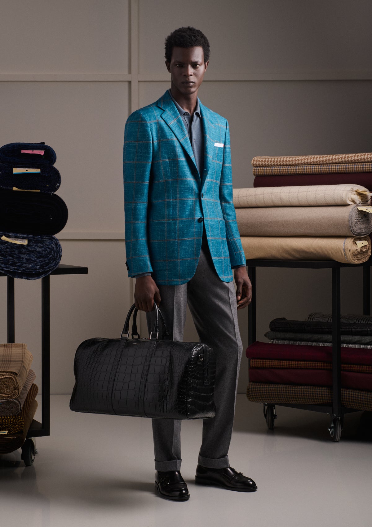 WOOL TROUSERS WITH FRONT PLEATS