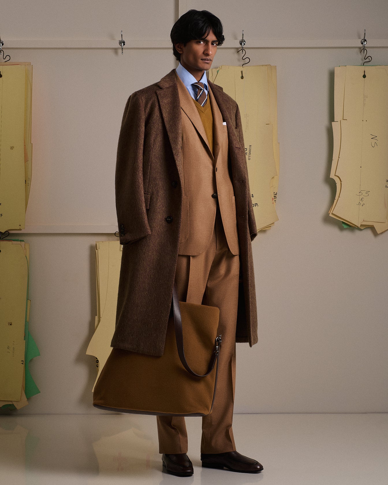 SARTORIAL CASHMERE OVERCOAT