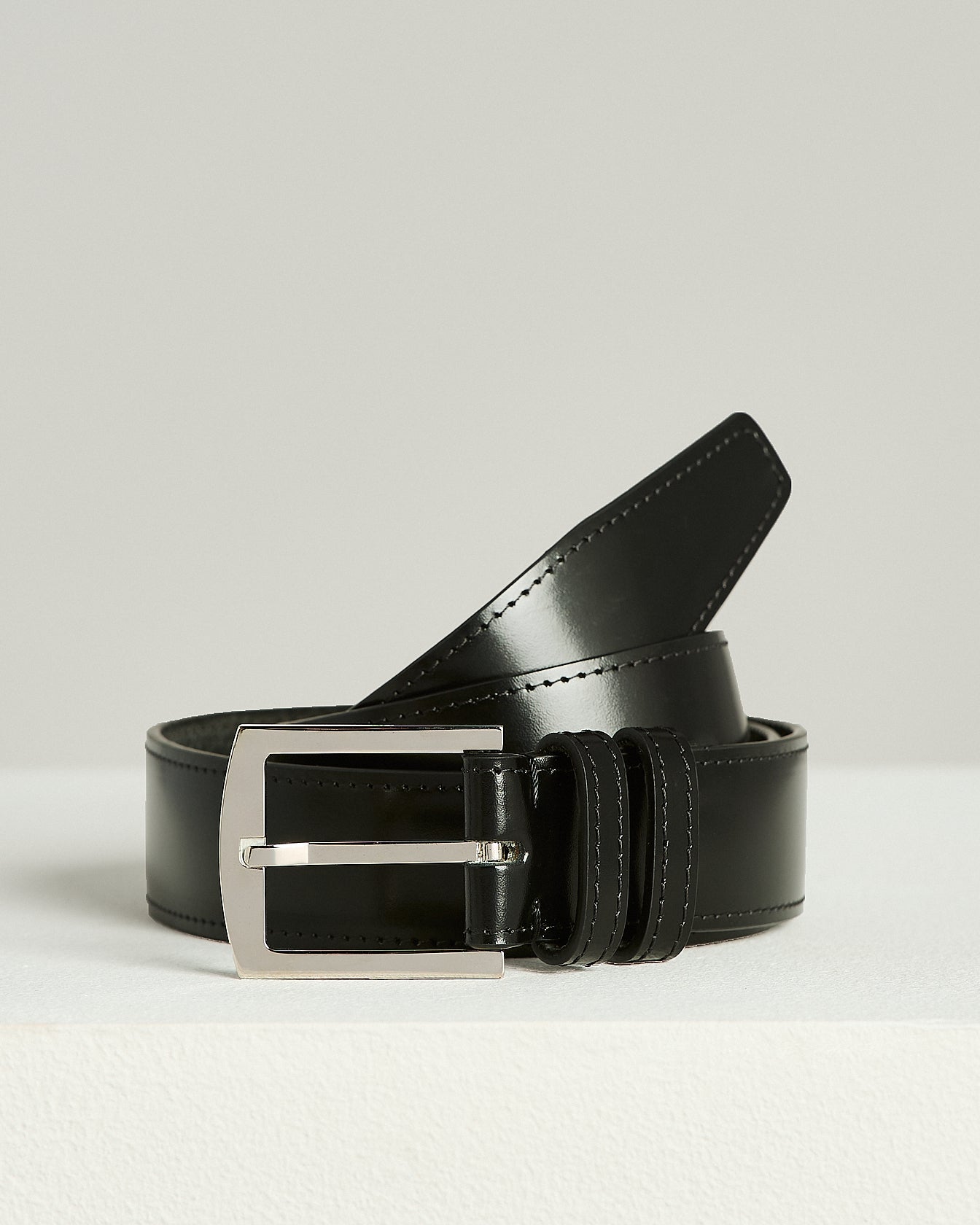 CALFSKIN LEATHER BELT WITH POLISHED BUCKLE